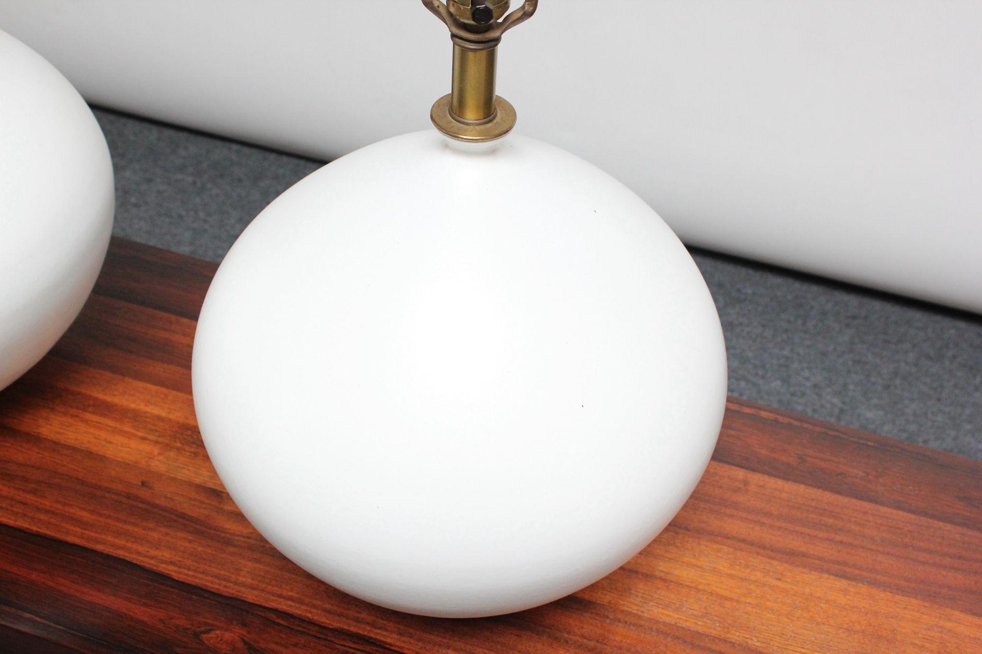 Pair of Oversized White Ceramic Table Lamps by Lee Rosen for Design Technics For Sale 7