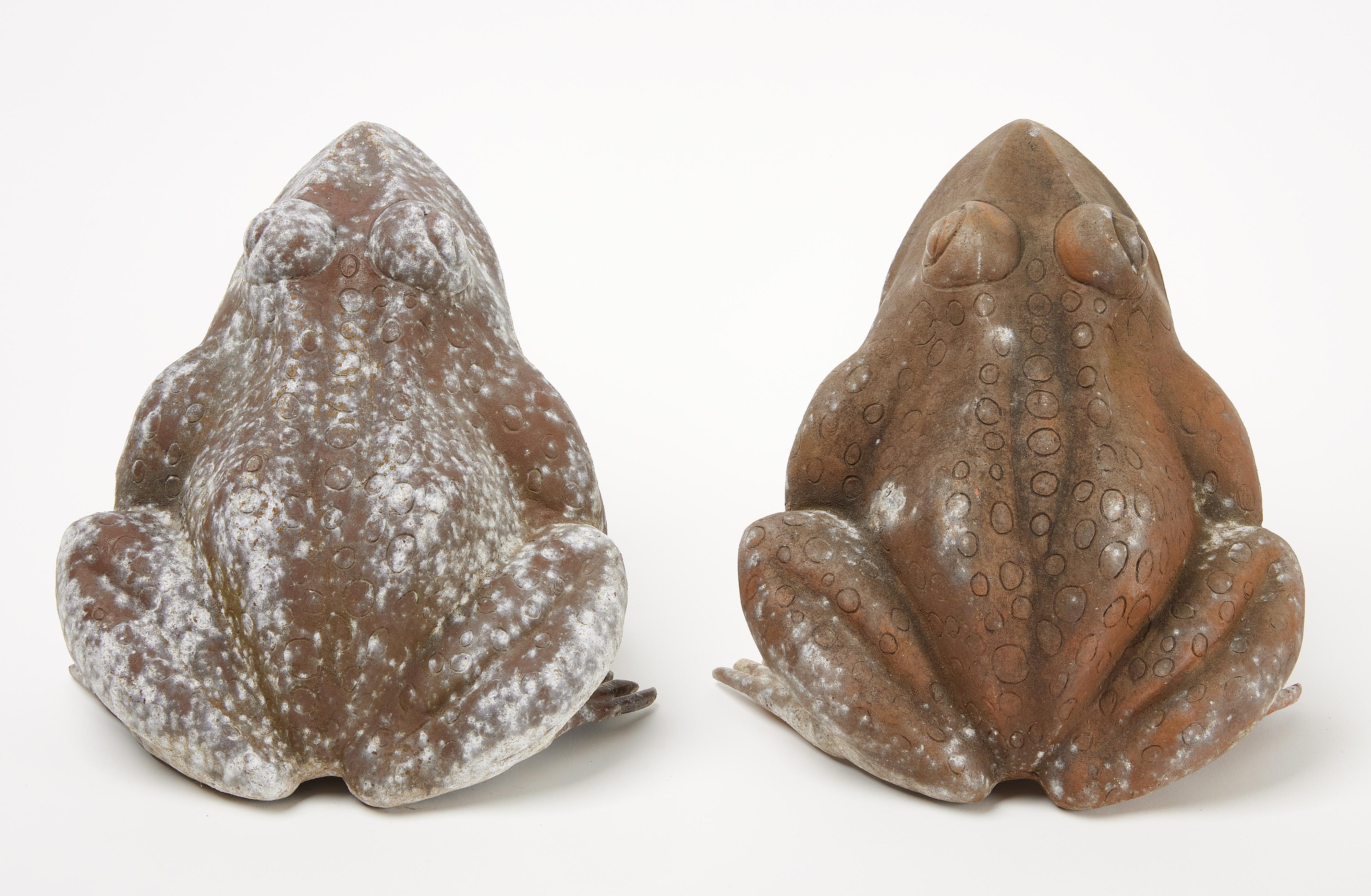 Pareja de ranas de jardín de zinc de gran tamaño Arte popular en venta
