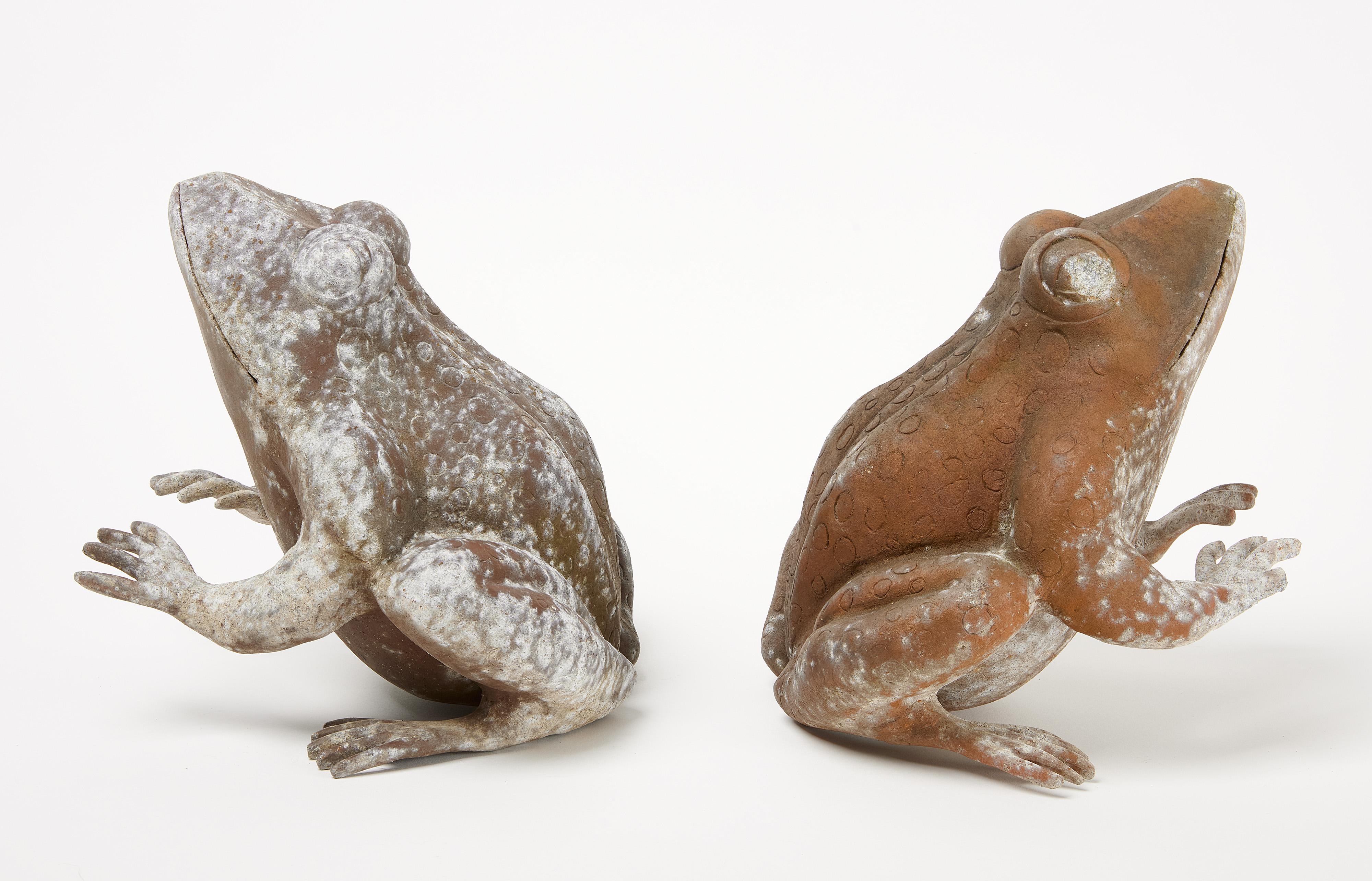 Pareja de ranas de jardín de zinc de gran tamaño Vaciado en venta