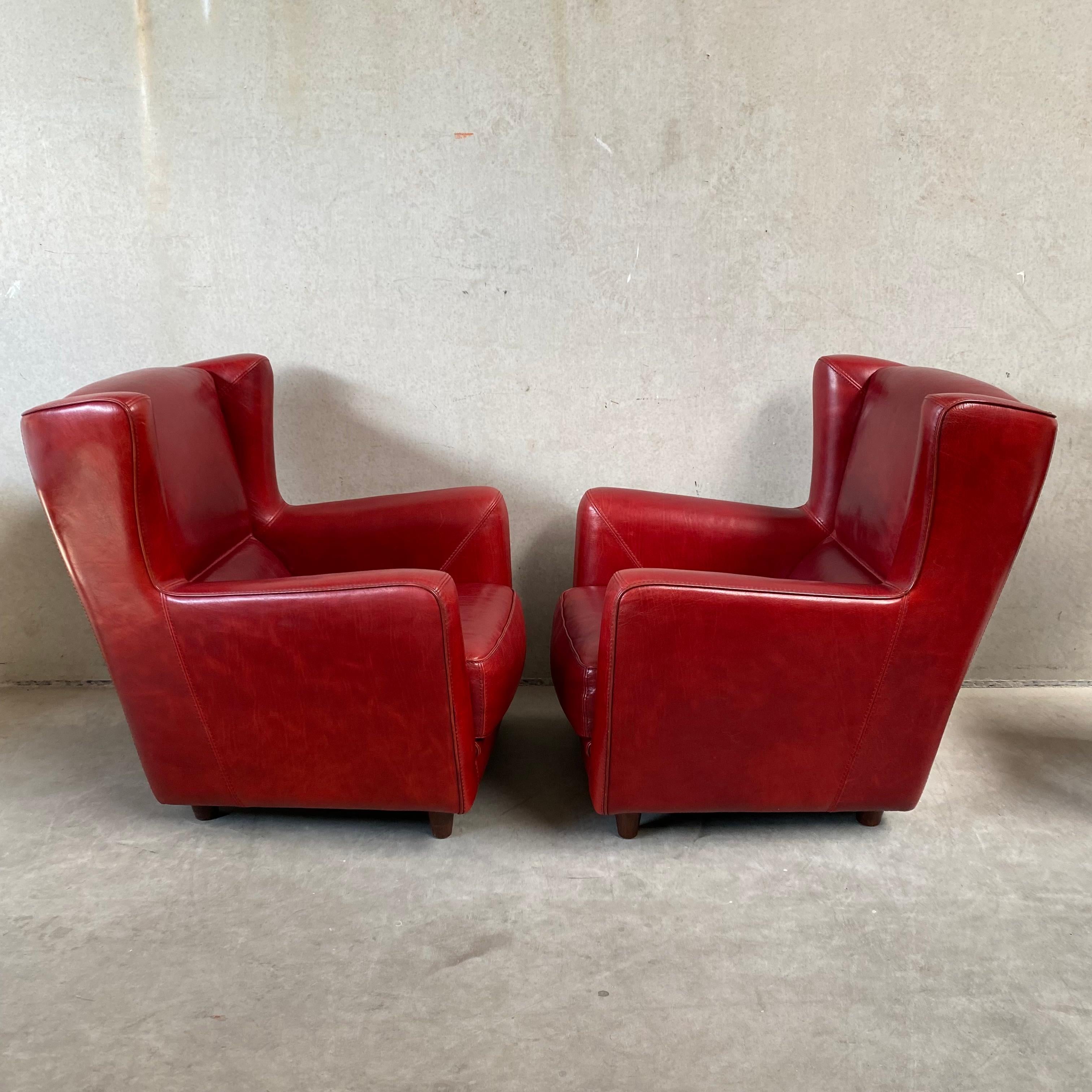 Pair of Ox-Blood Red Leather Lounge Chairs Begére by Baxter Italy 90s In Good Condition For Sale In DE MEERN, NL