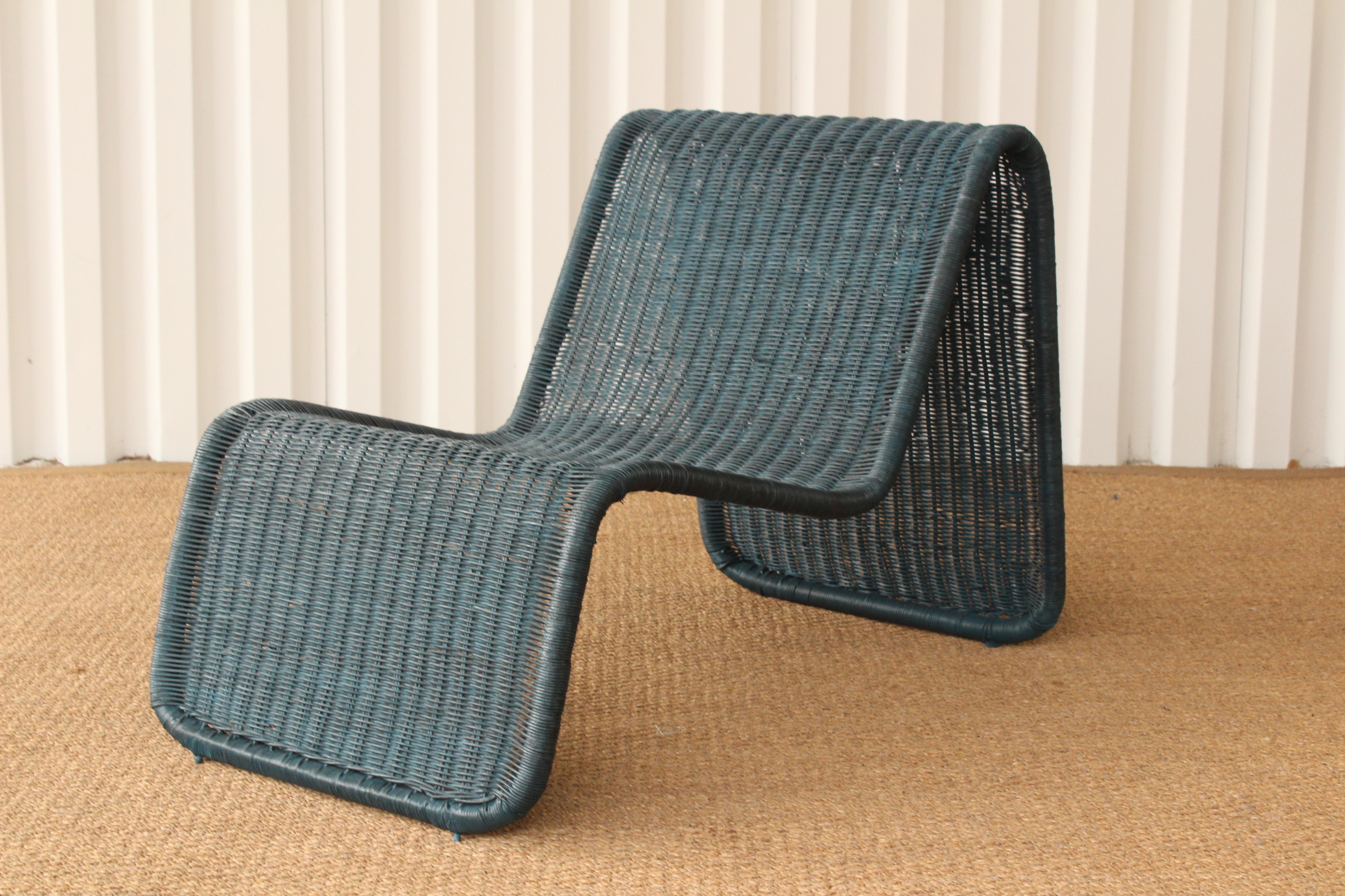P3 wicker lounge chair in blue paint by Tito Agnoli, Italy, 1960s. All have been painted blue. Pair available, sold individually.