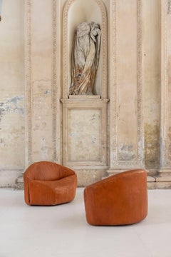 Pair of “P64” lounge chairs by Giovanni Offredi for Saporiti, 1970s