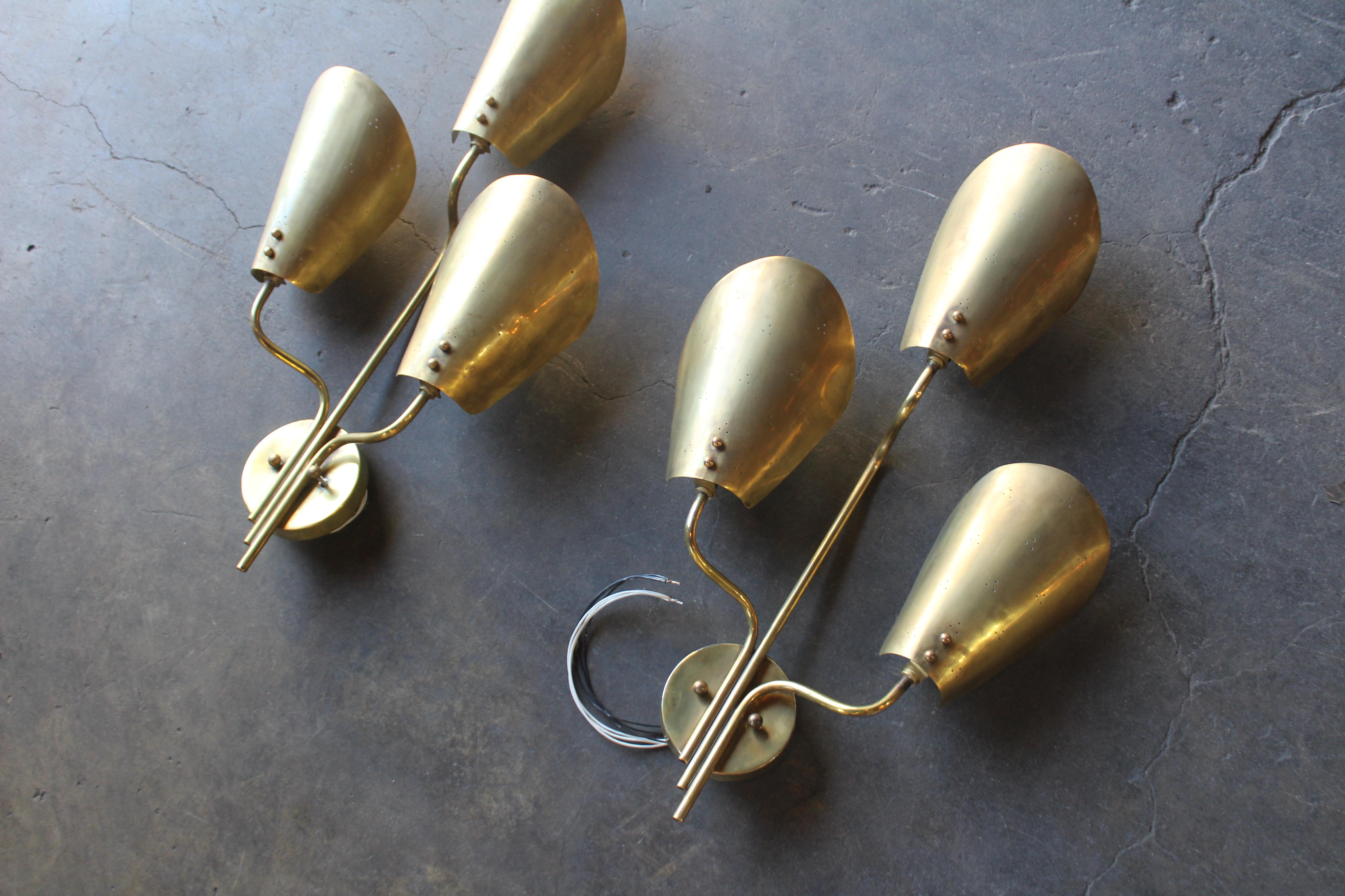 Mid-Century Modern Pair of Paavo Tynell Brass Wall Sconces for Lightolier, 1950s