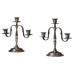 Pareja de candelabros Paavo Tynell para Taito Oy, años 20