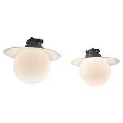 Paar Paavo Tynell Outdoor / Indoor Industrial Lampen Modell H9-100, Idman 1960er Jahre