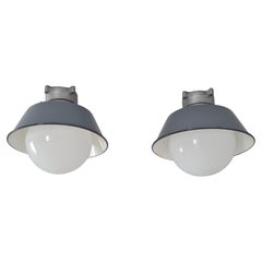 Coppia di lampade da esterno/interno Paavo Tynell in stile industriale, Idman 1960