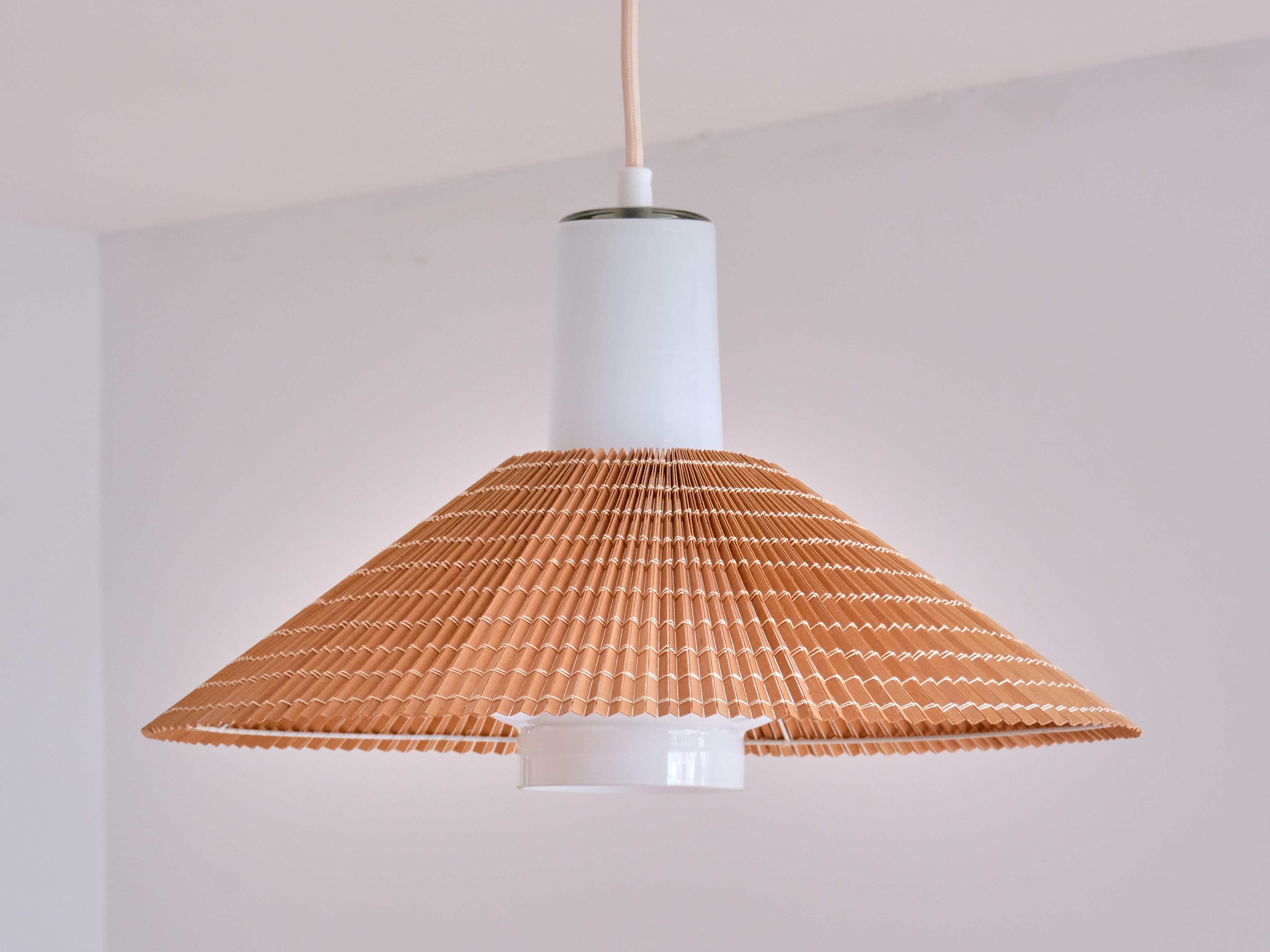 Paavo Tynell Pendant in Opal Glass and Lamellar Wood, Idman, 1950s 2