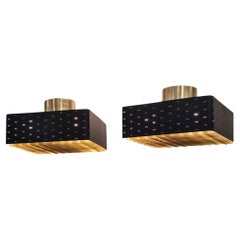 Coppia di lampade da soffitto Paavo Tynell Starry Sky 9068 in ottone e nero, Taito anni '50