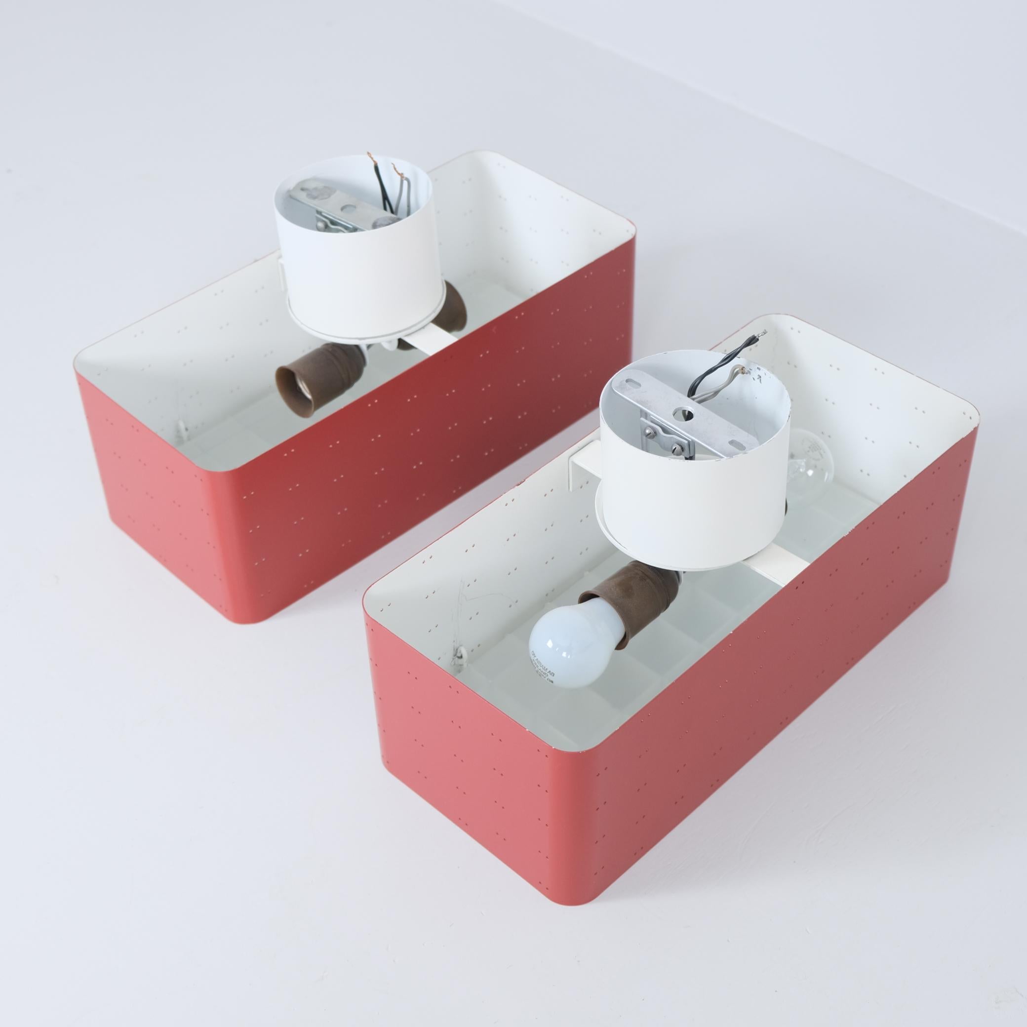 Paire de plafonniers Paavo Tynell 