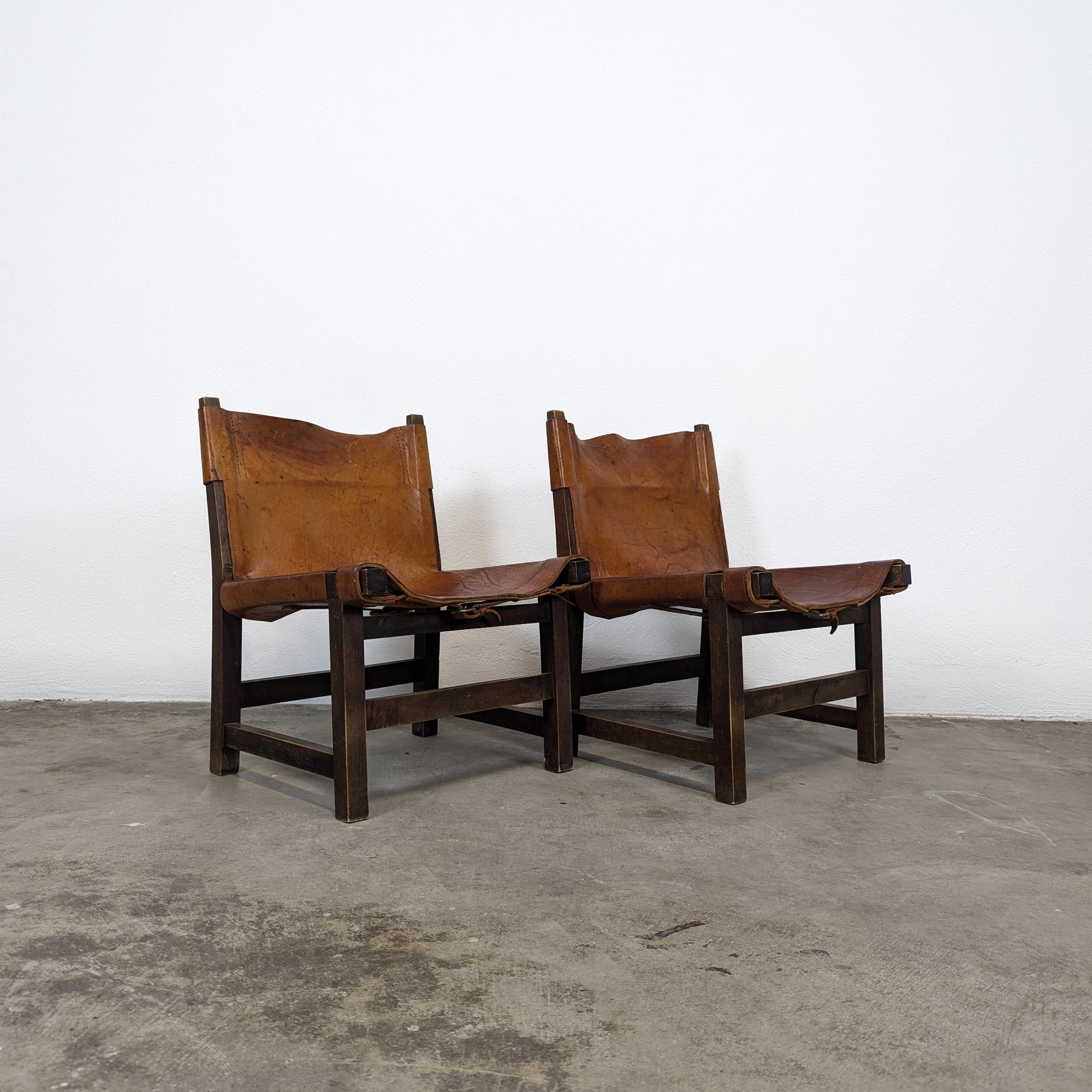 Pair of Paco Muñoz for Darro, 'Riaza' Chair Walnut and Leather, Spain, c1960s For Sale 5