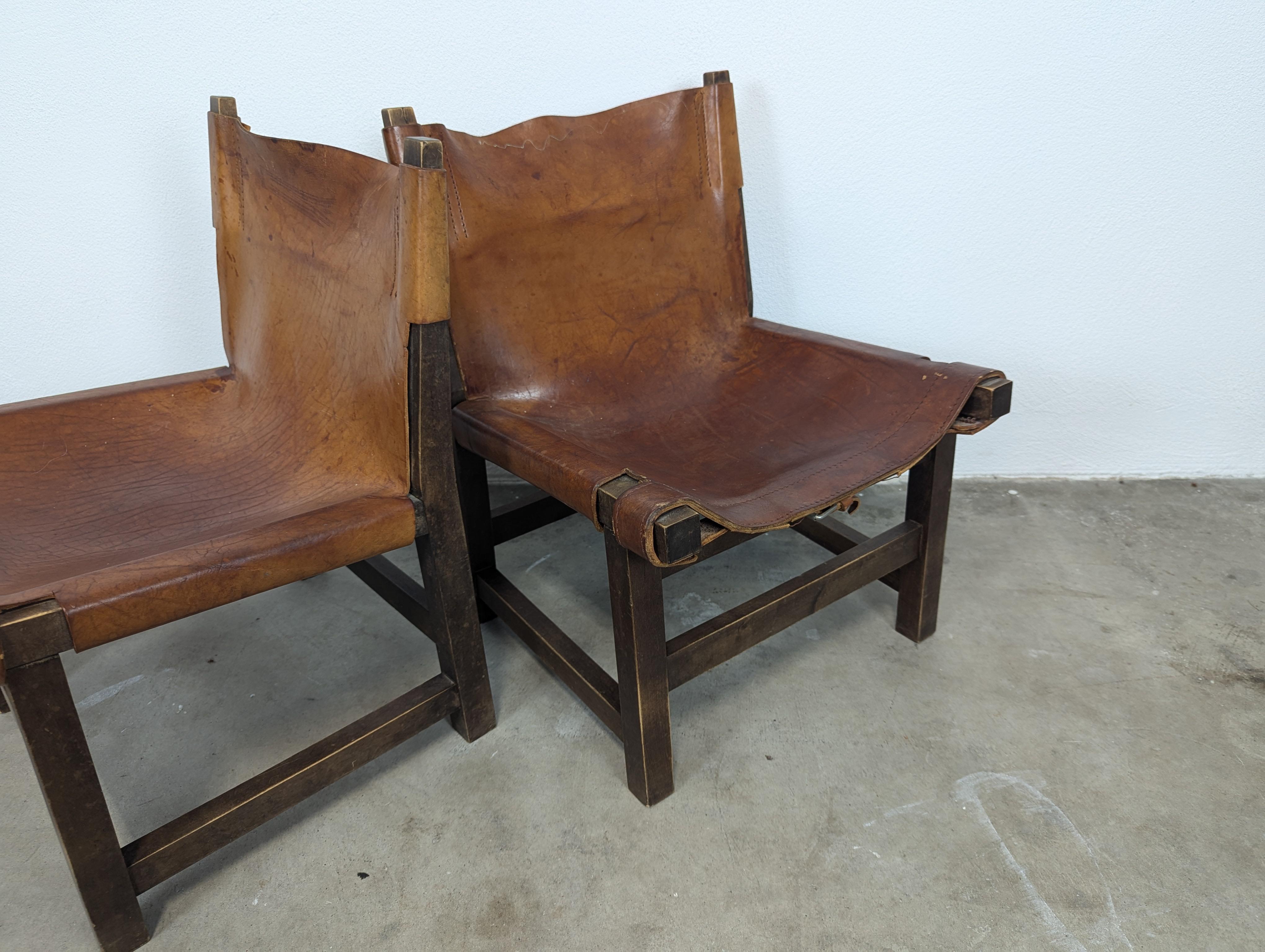Pair of Paco Muñoz for Darro, 'Riaza' Chair Walnut and Leather, Spain, c1960s For Sale 9