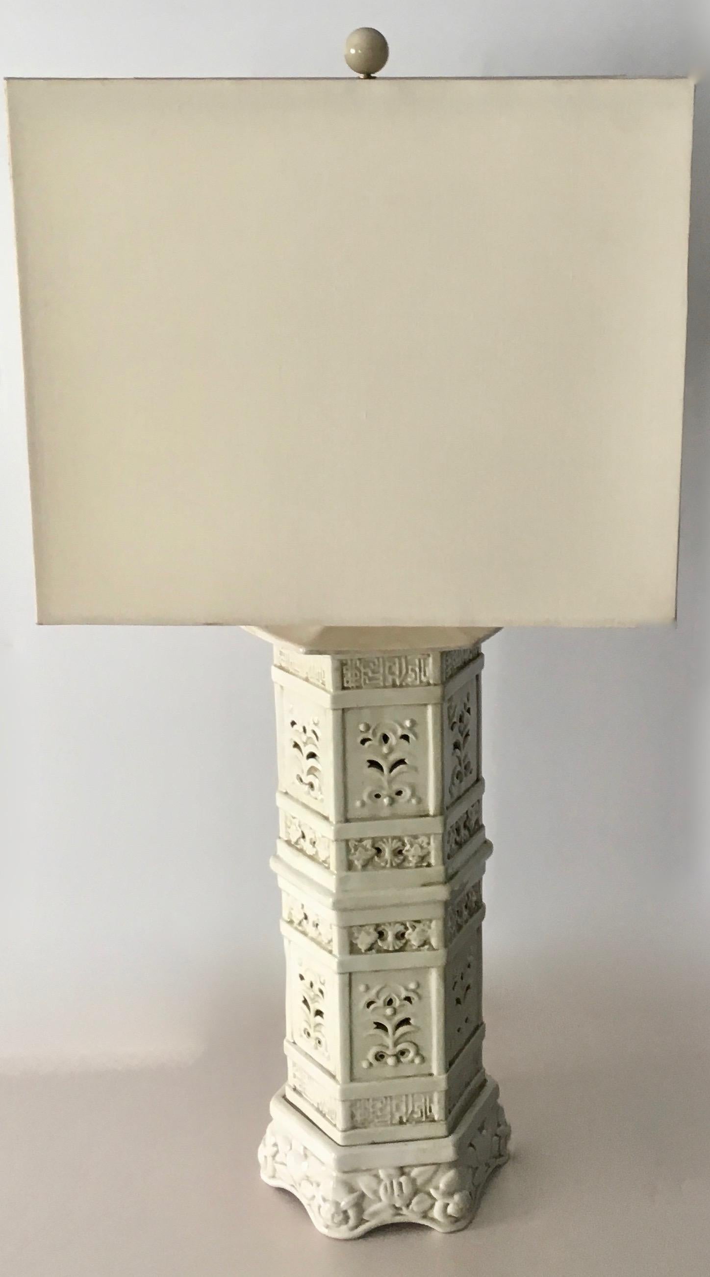 Mid-Century Modern Pair of Pagoda Style Italian Ceramic Lamps