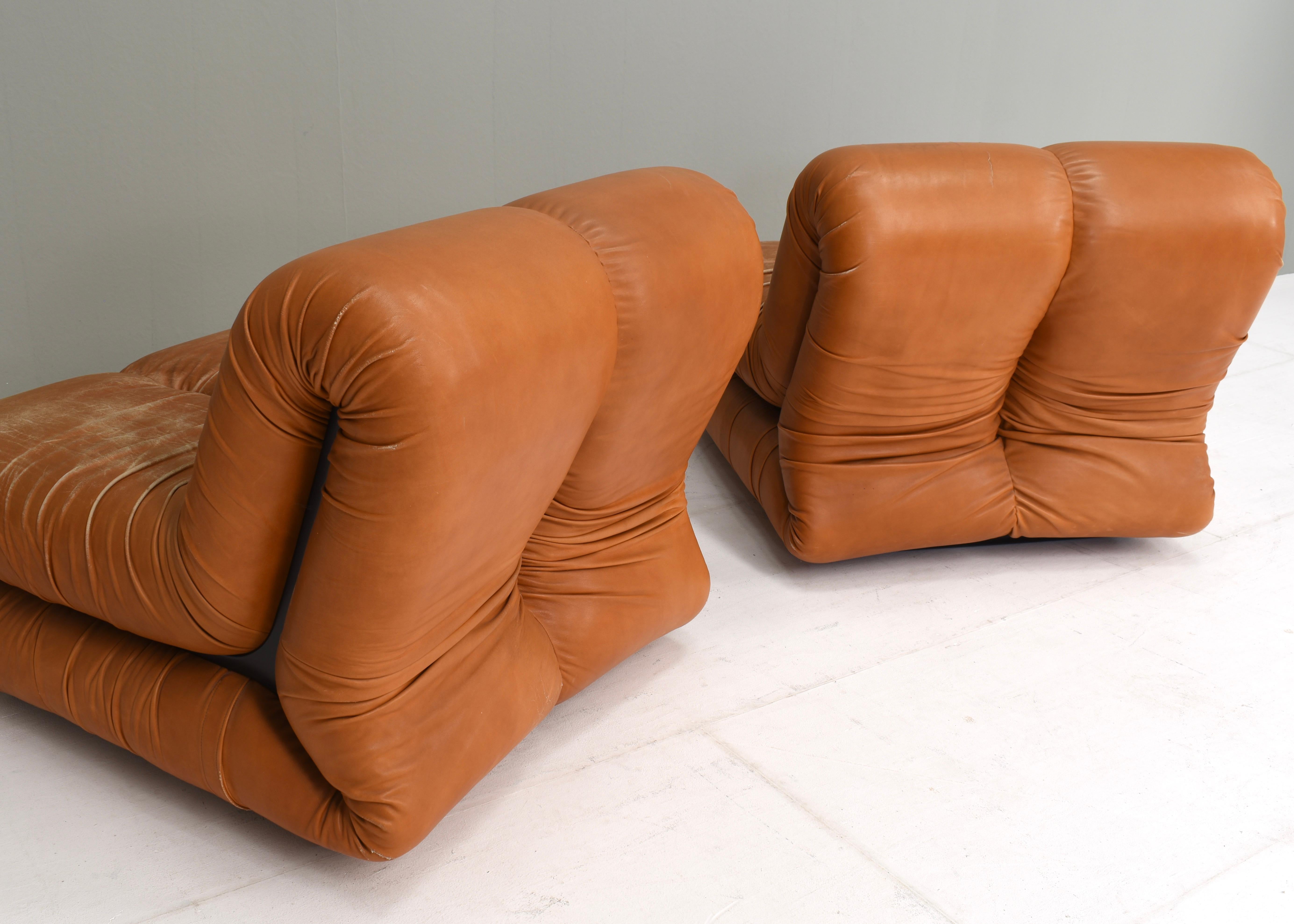 Pair of Pagrù Lounge Chairs by Claudio Vagnoni, Italy - circa 1960 In Fair Condition In Pijnacker, Zuid-Holland