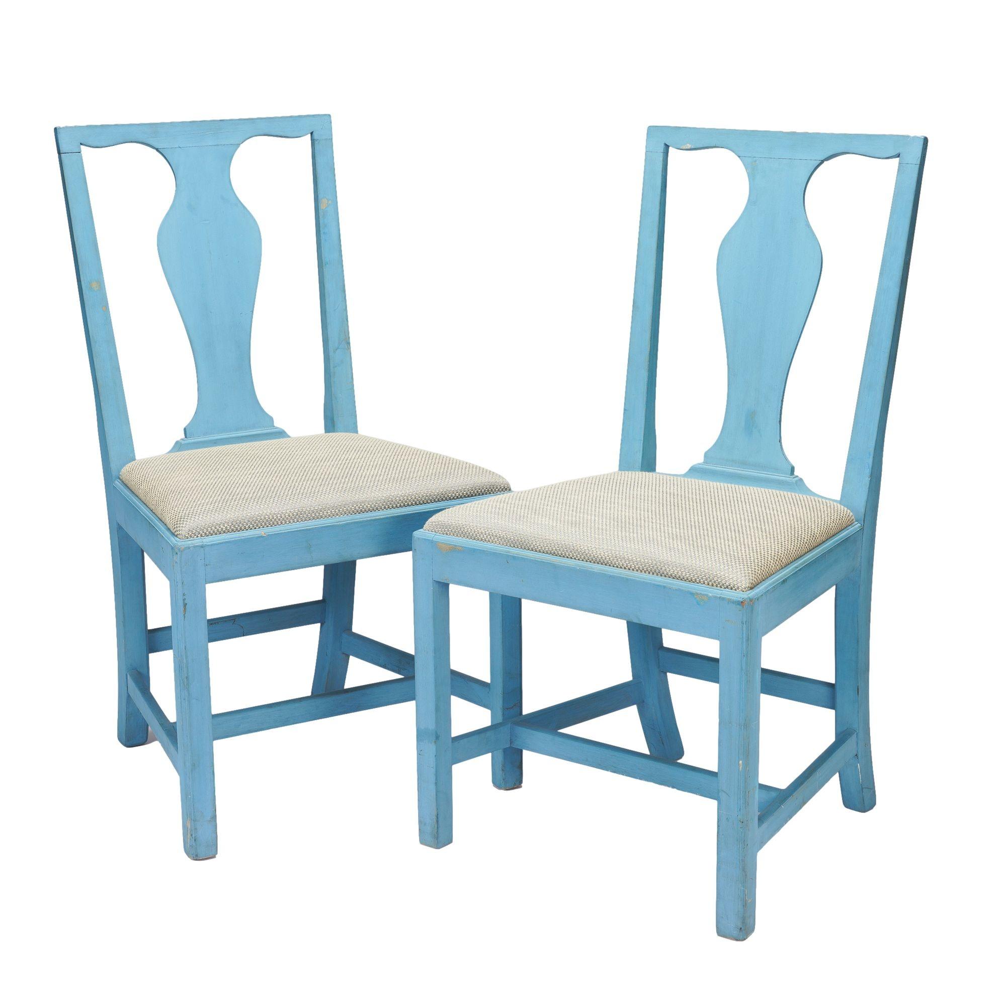 Pair of painted Academic Revival slip seat side chairs, 1940 For Sale