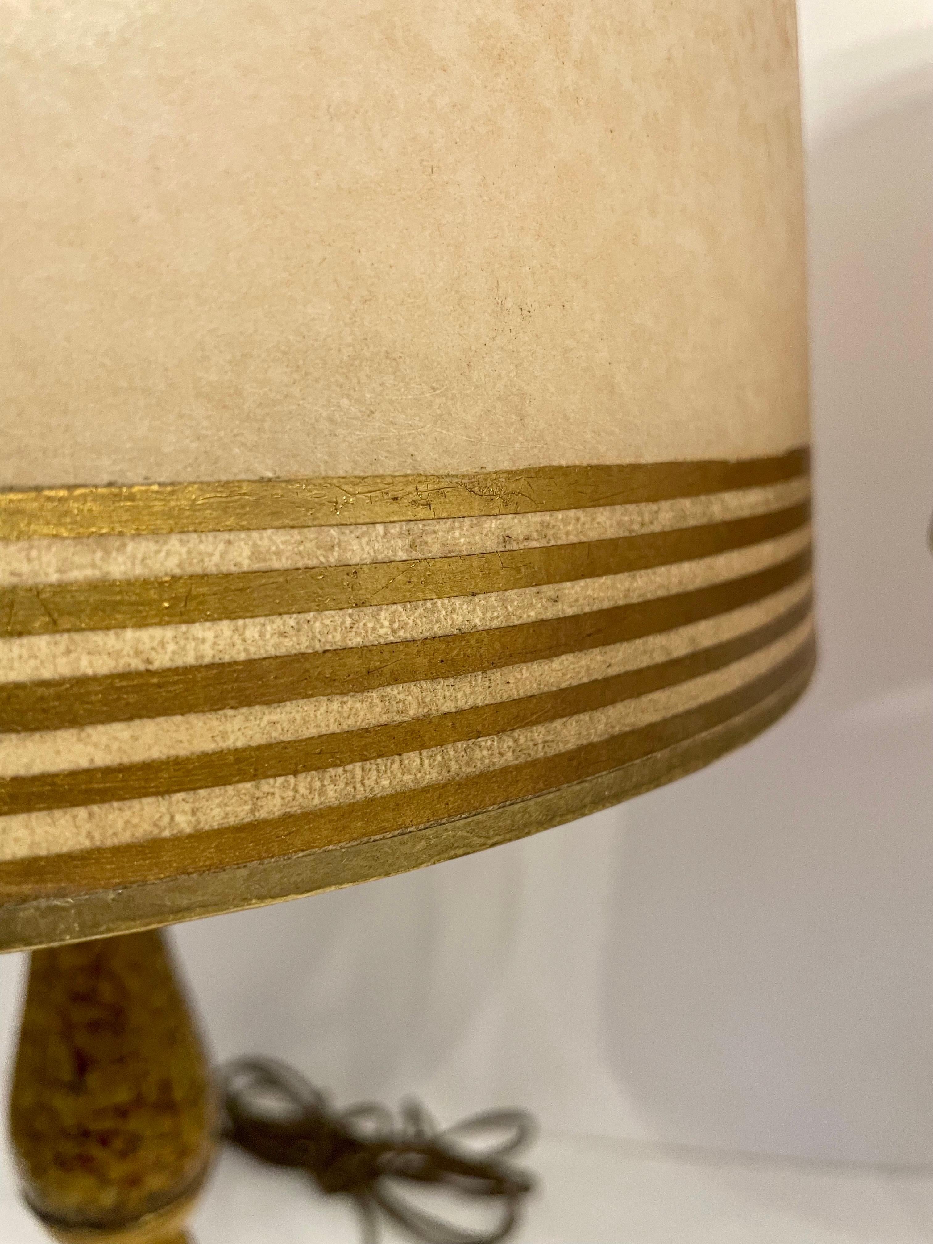 Paar bemalte und vergoldete Borghese Tischlampen im Angebot 2