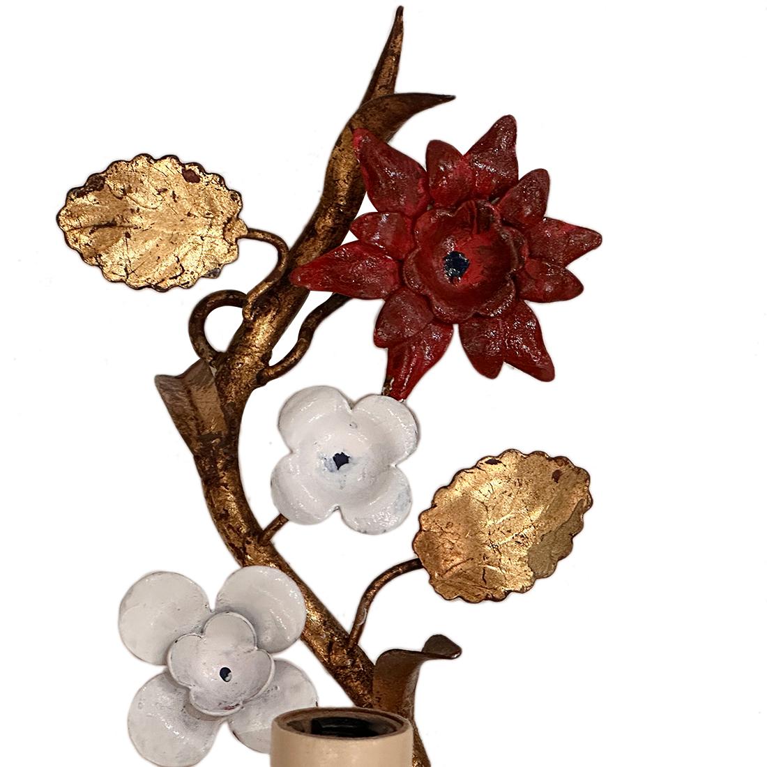 Italian Pair of Painted and Gilt Sconces For Sale