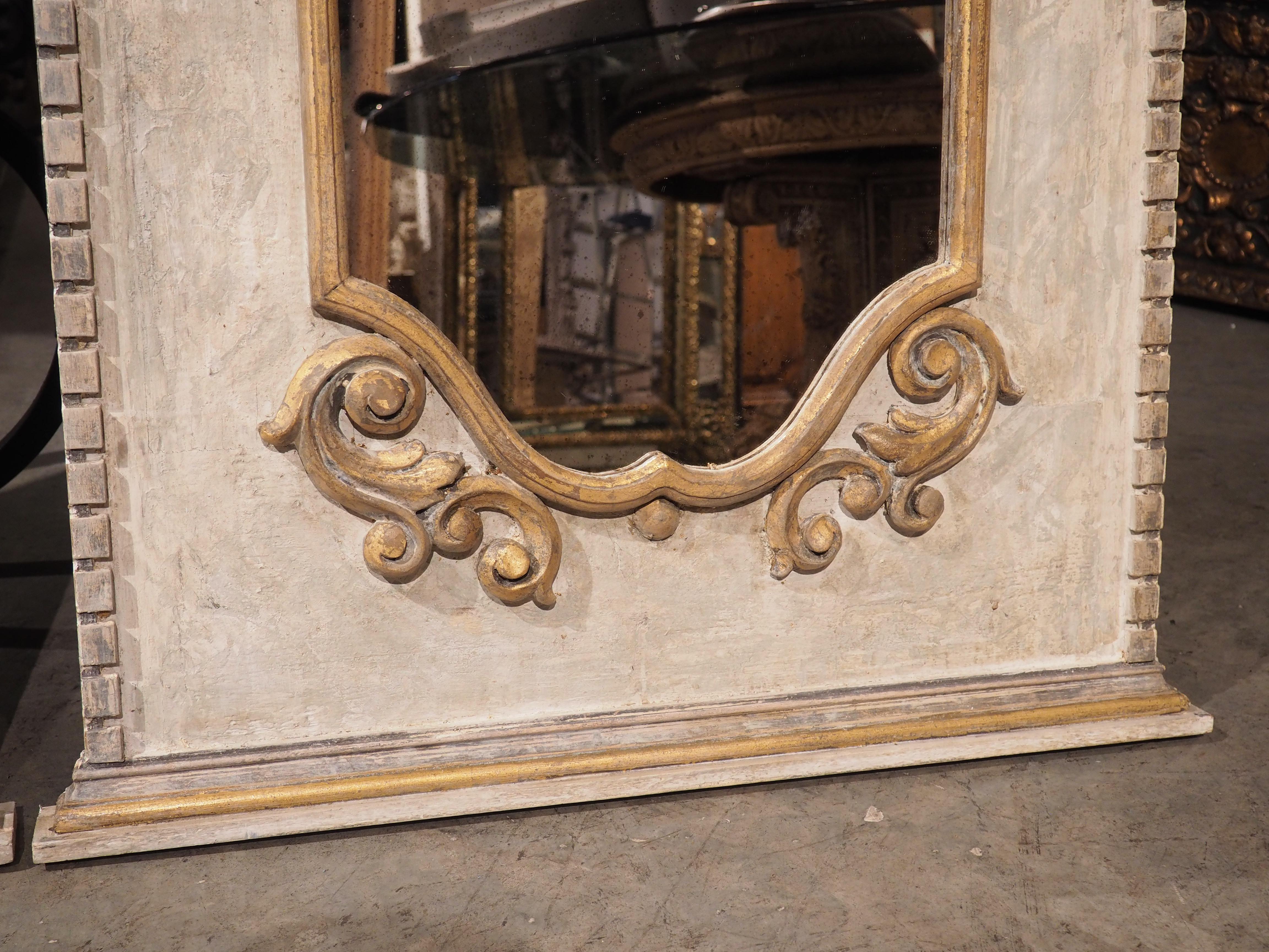 Pair of Painted and Giltwood Mirrors from Florence, Italy 2