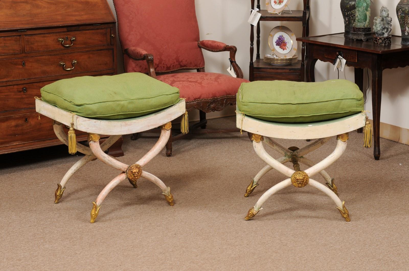 Pair of Painted and Parcel Gilt Horn Leg Benches with Saddle Seats, Italy  For Sale 2