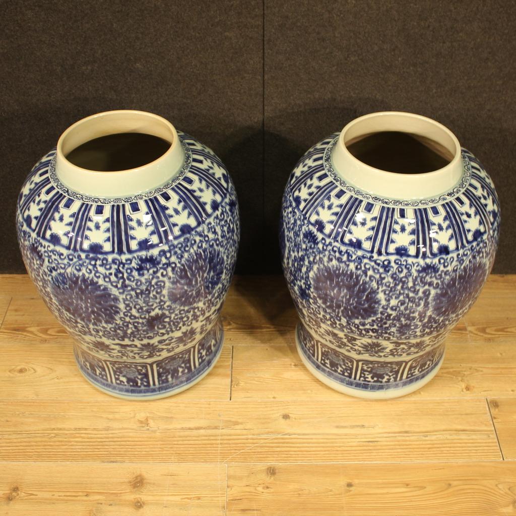 Pair of Painted Ceramic Chinese Vases Potiches, 1970 8