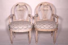 Paar bemalte Sessel im Directoire-Stil mit Bemalung