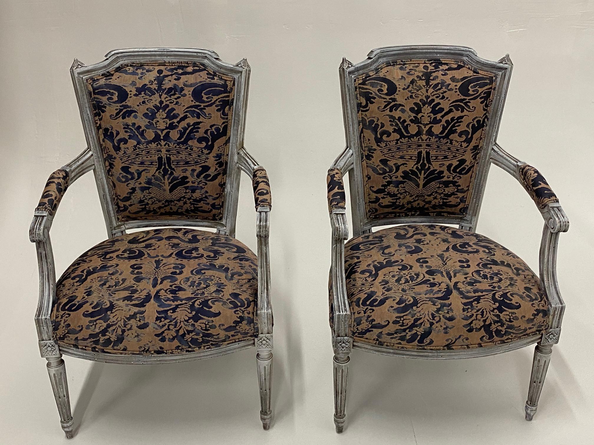 Mid-20th Century Pair of Painted French Armchairs Fauteuils with Fortuny Upholstery For Sale