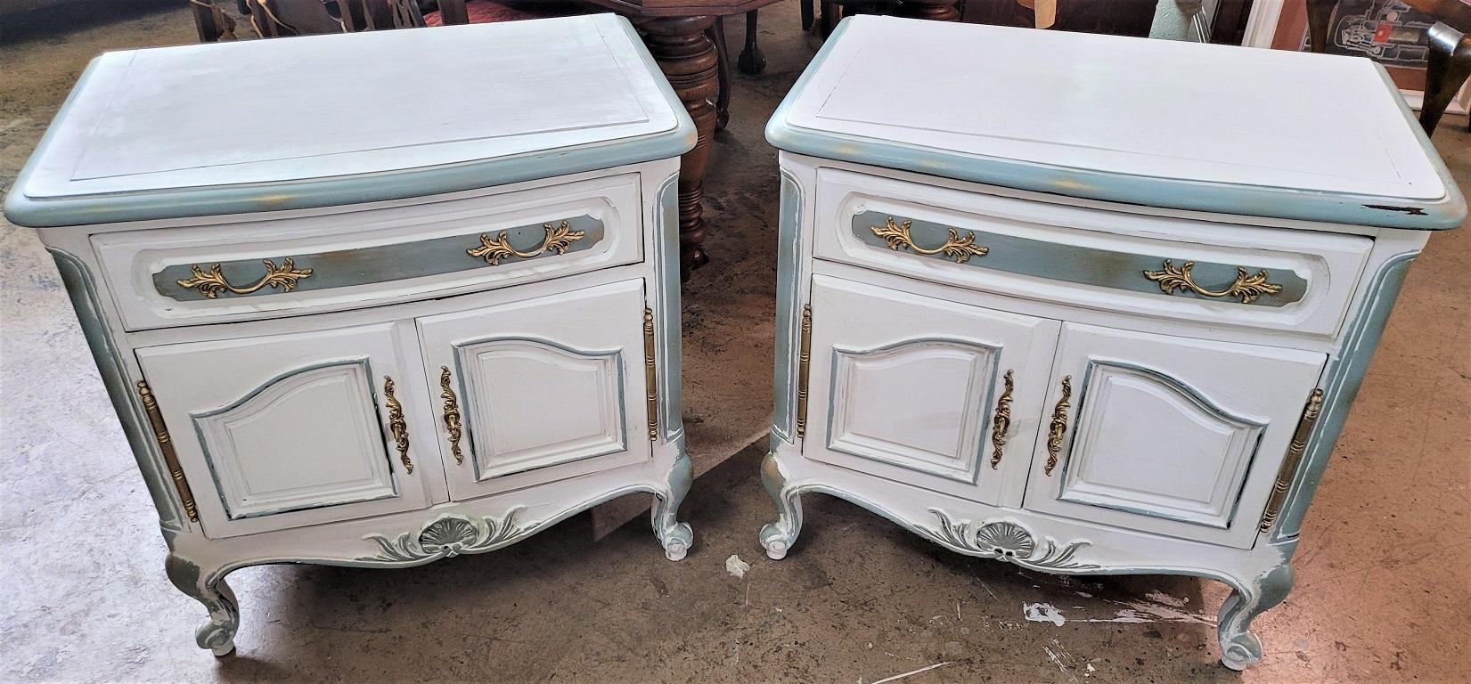 20th Century Pair of Painted French Country Nightstands