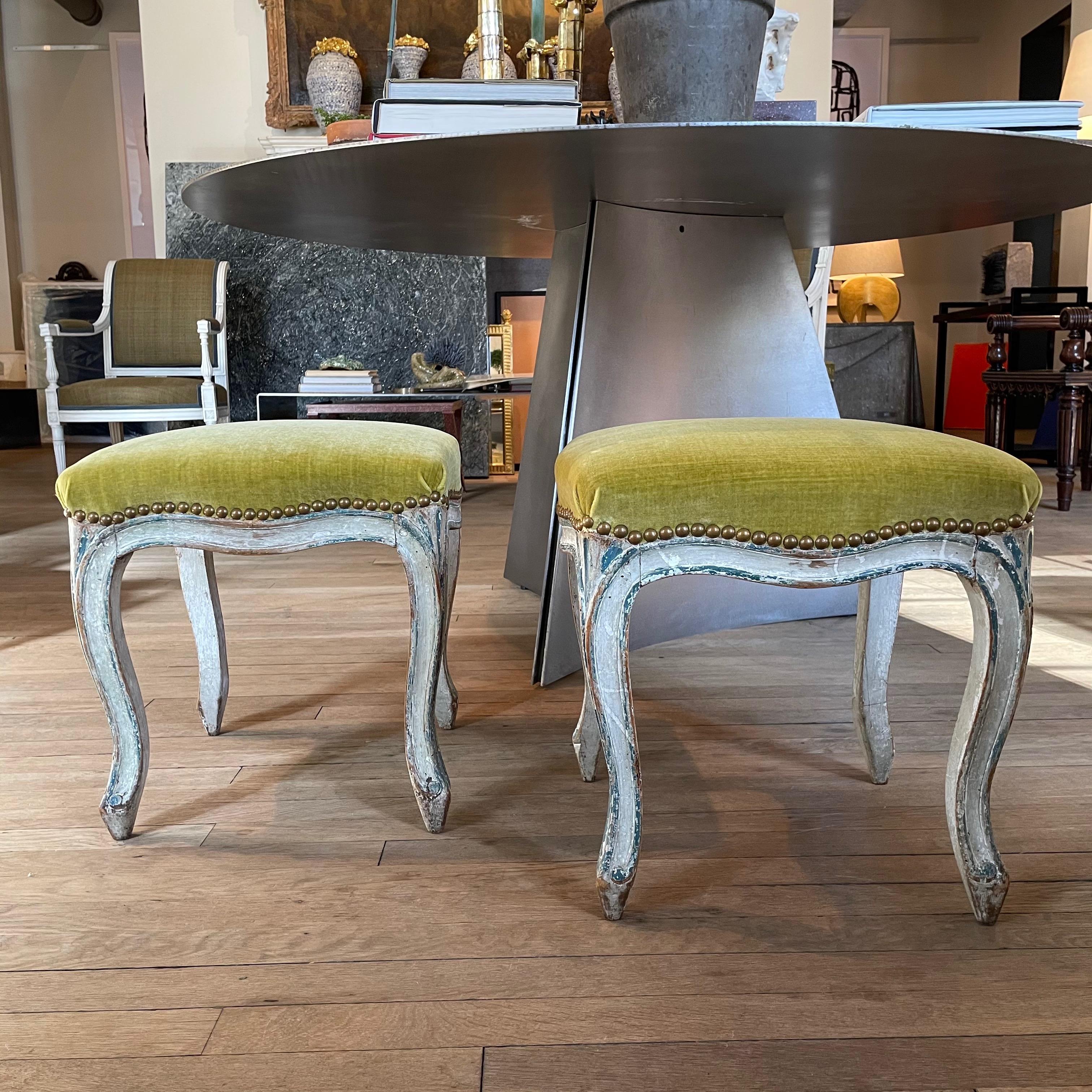 Pair of Painted Louis XV Tabourets In Good Condition In New York, NY
