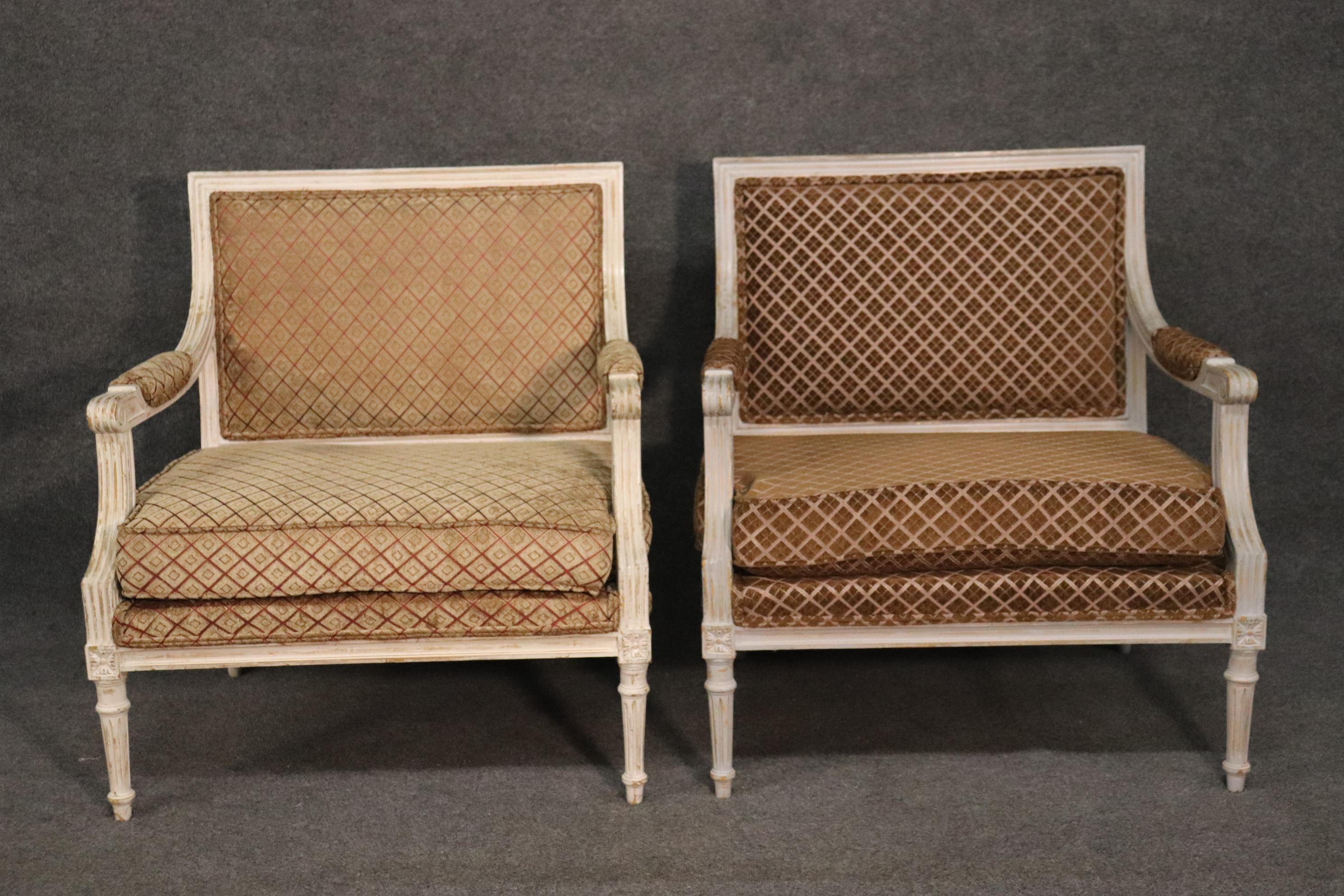 Pair of Painted Maison Jansen Style Louis XVI Marquis Armchairs circa 1950 In Good Condition In Swedesboro, NJ