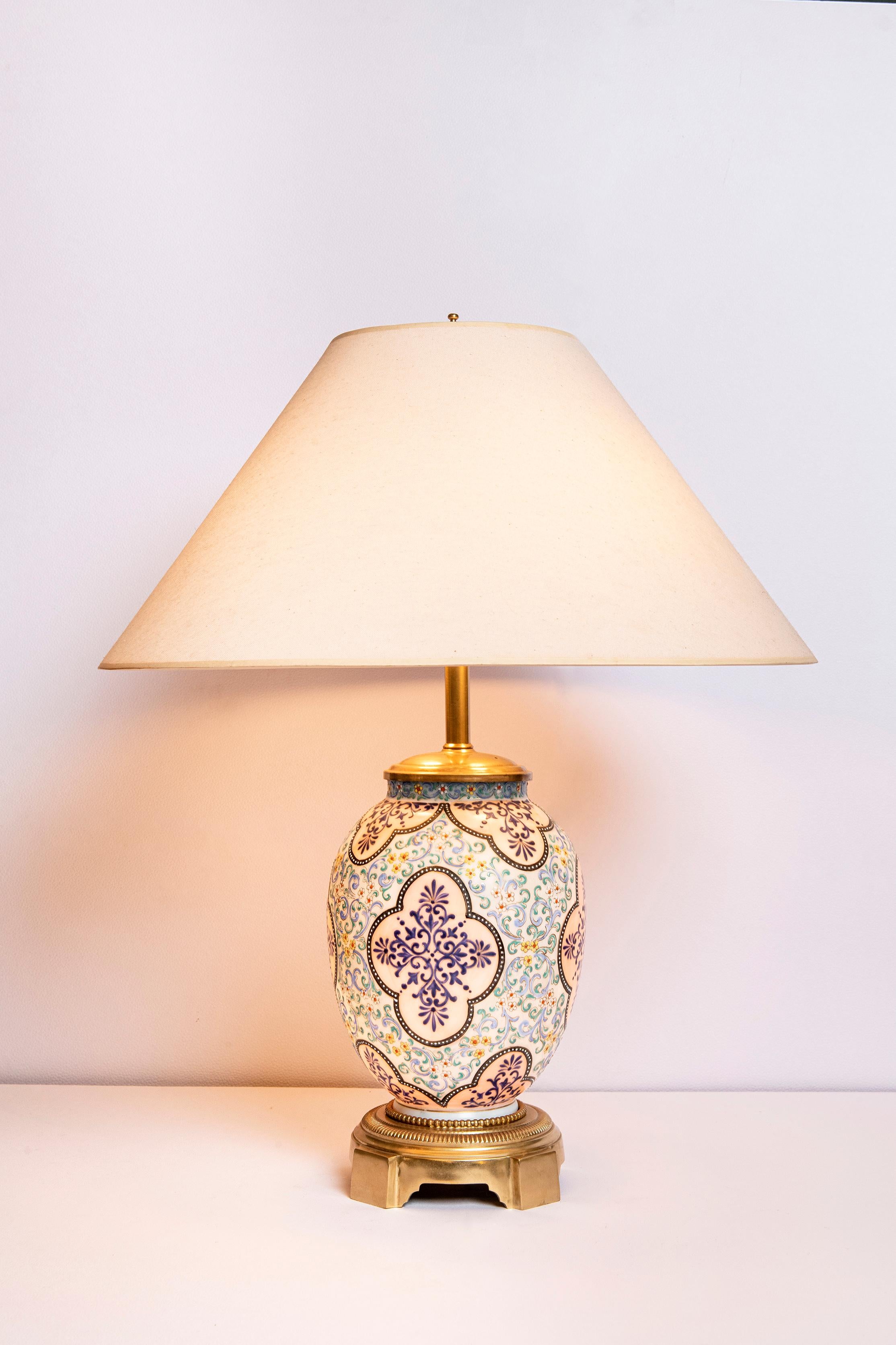 Pair of painted opaline and bronze table lamps, Czech, late 19th century.

Size: Height with shade 60 cm.