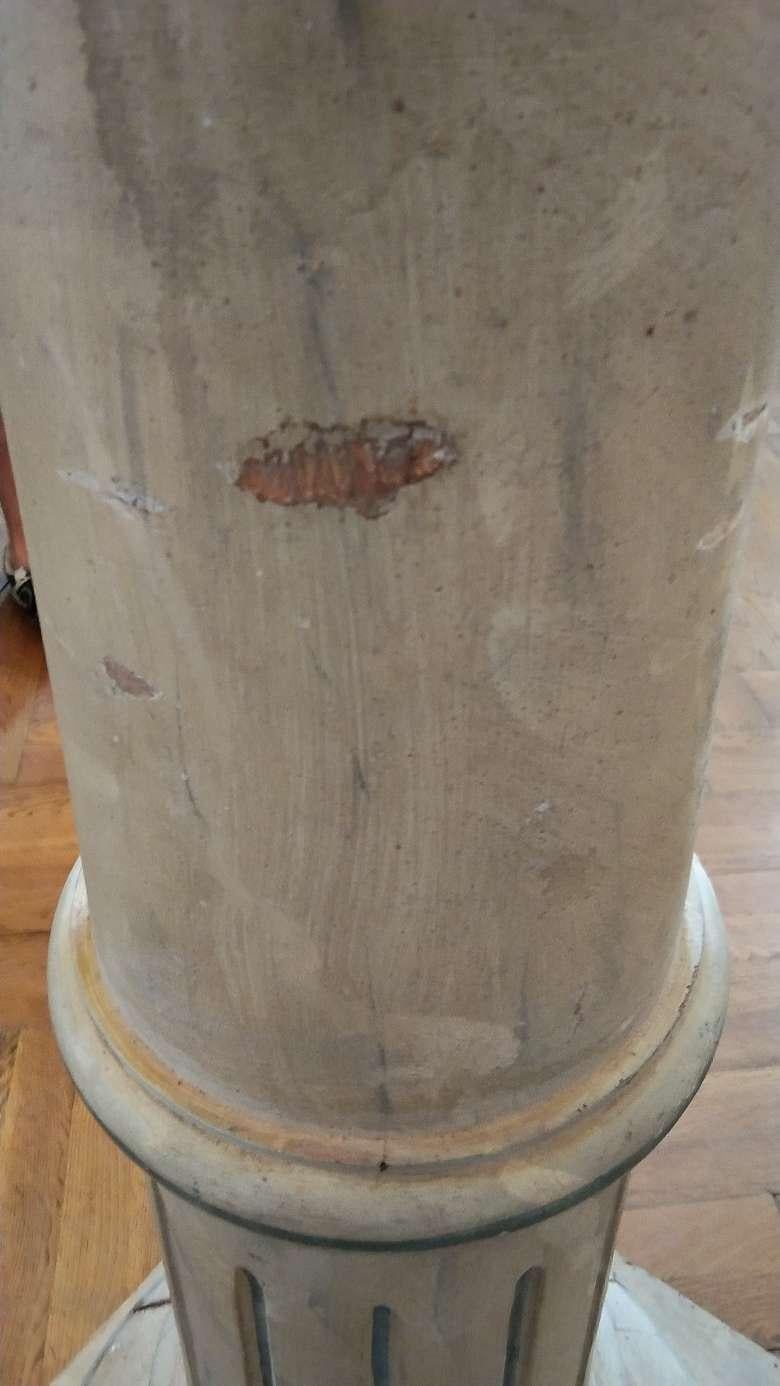 Pair of Painted Pine Columns Pedestals from France, circa 1820 For Sale 4