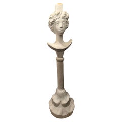 Paire de lampes de table figuratives Tete de Femme en plâtre peint d'après Giacometti