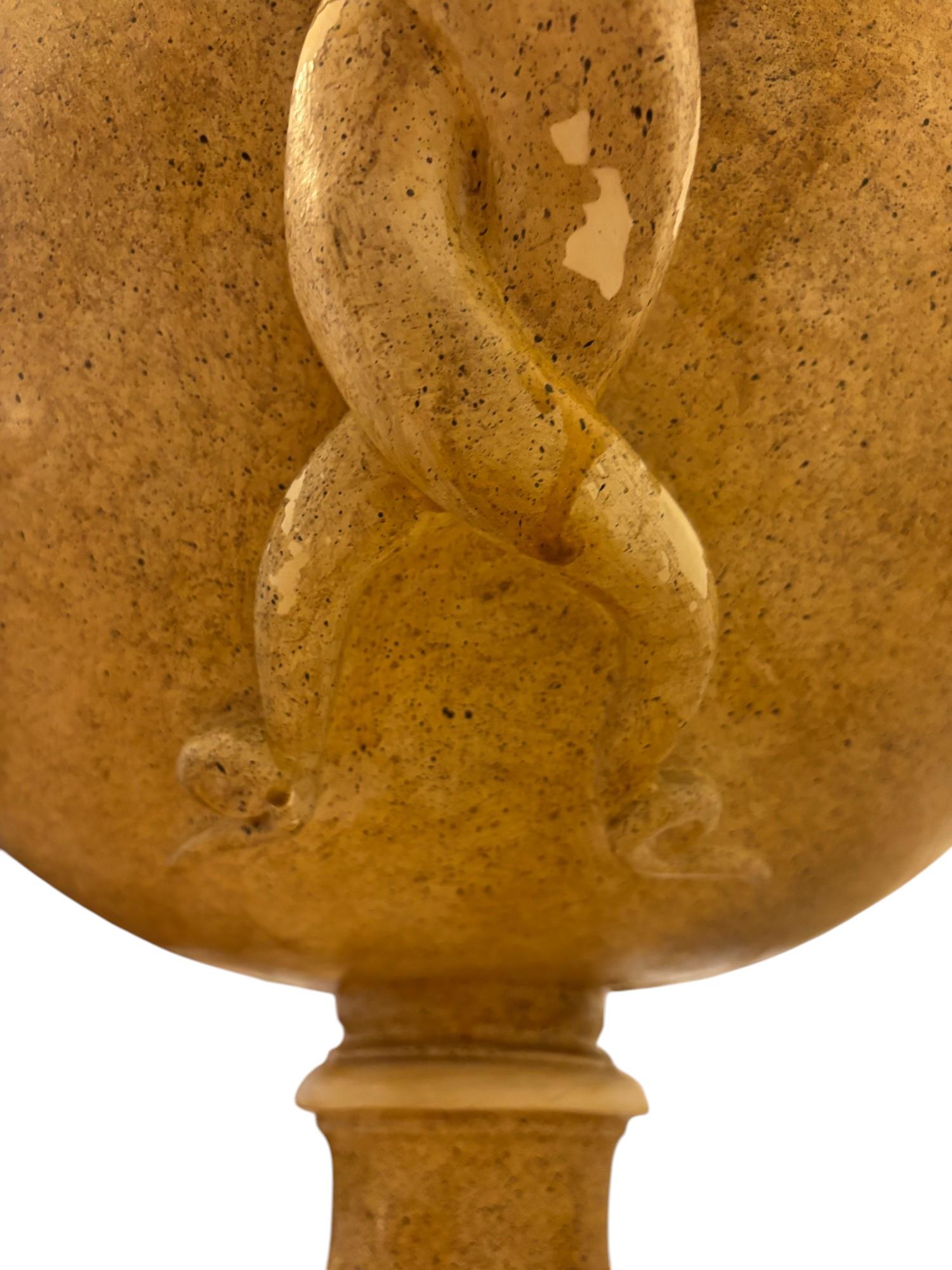 Plâtre Pair of painted plaster vases with porphyry decoration in the antique style. en vente