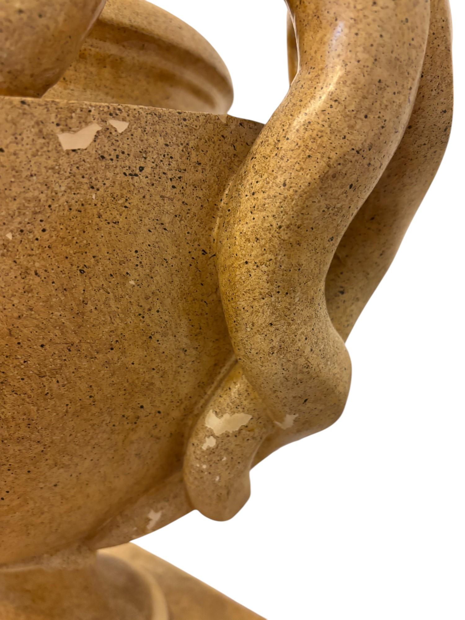 Pair of painted plaster vases with porphyry decoration in the antique style. en vente 1
