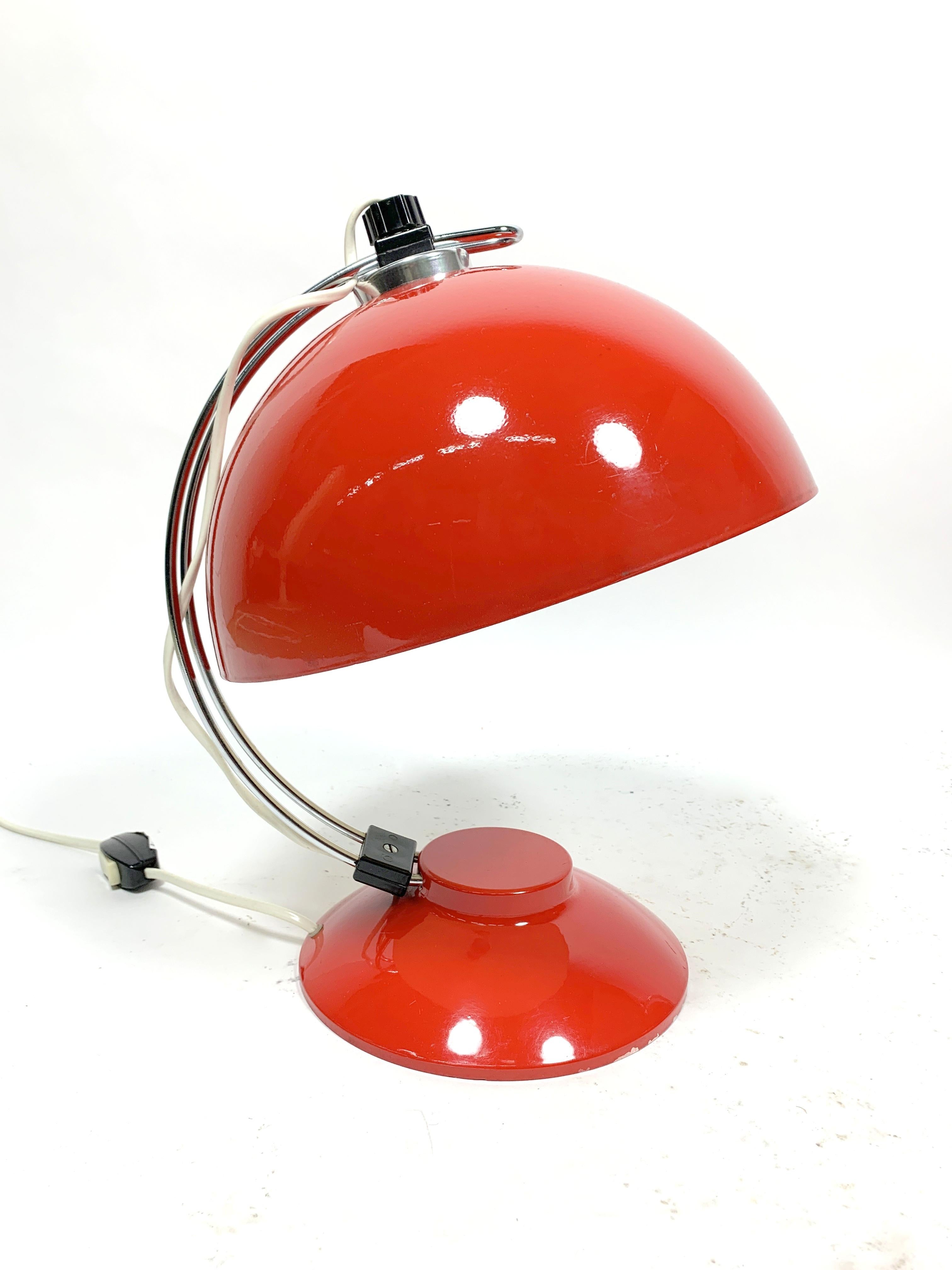 Mid-20th Century Pair of Painted Red Space Age Lamps, 1960s-1970s