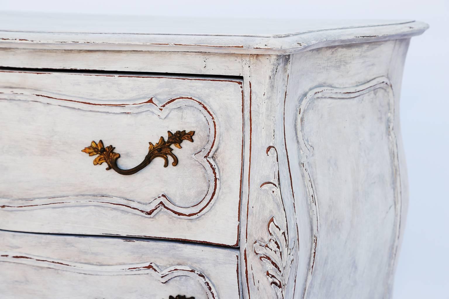 French Pair of Painted Rococo-Style Nightstand Commodes