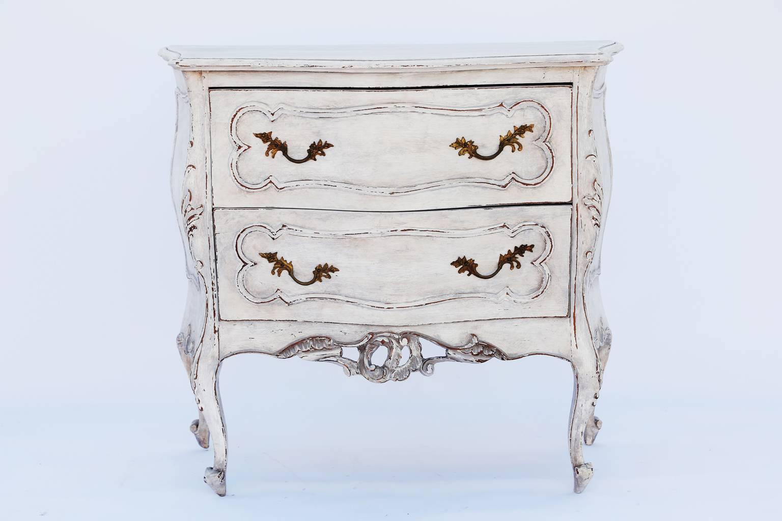 Pair of Painted Rococo-Style Nightstand Commodes 1