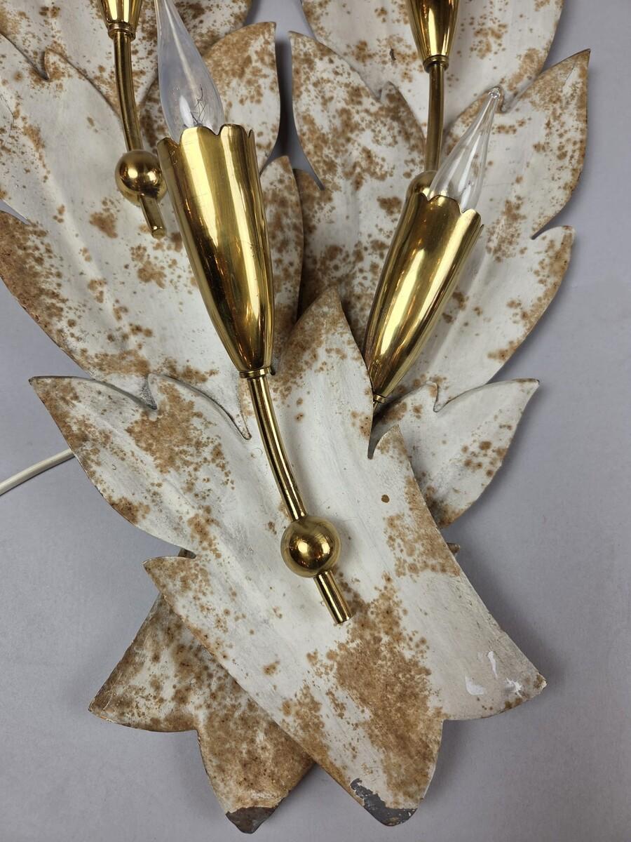 Pareja De Apliques De Chapa Pintada Y Latón, Siglo XX Neoclásico en venta