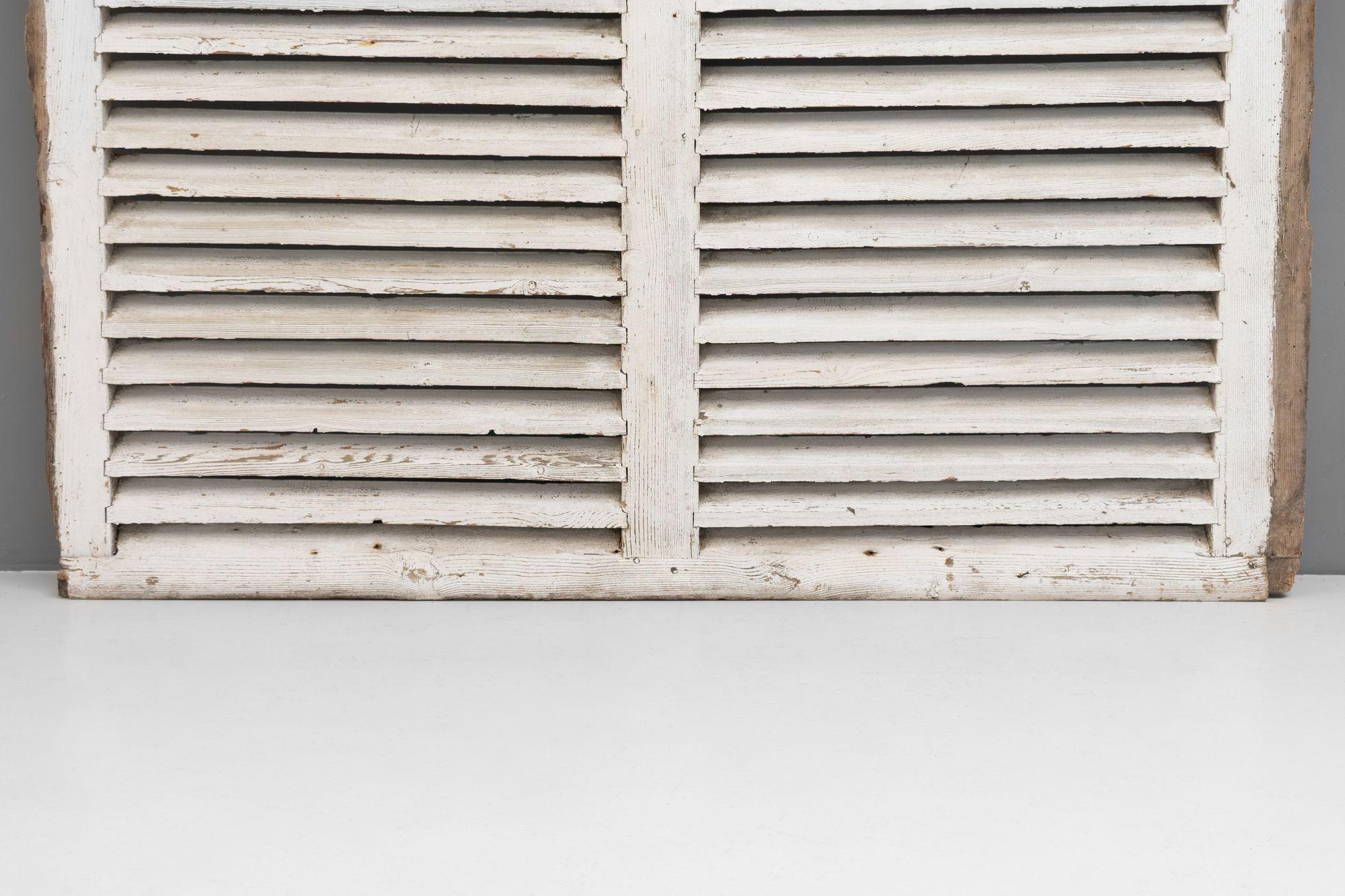 Pair of Painted Shutters In Good Condition For Sale In London, England