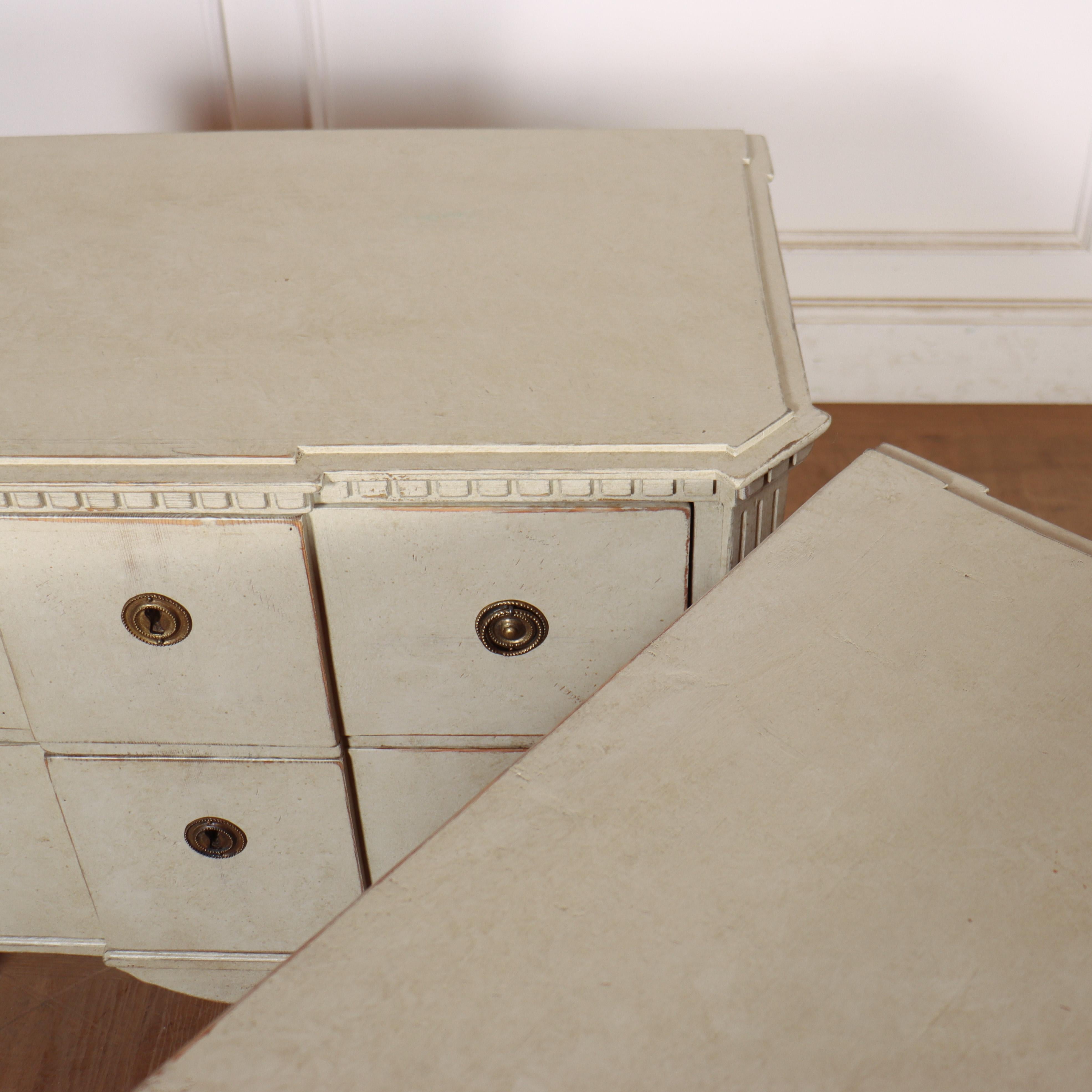 Pair of Painted Swedish Breakfront Commodes For Sale 7