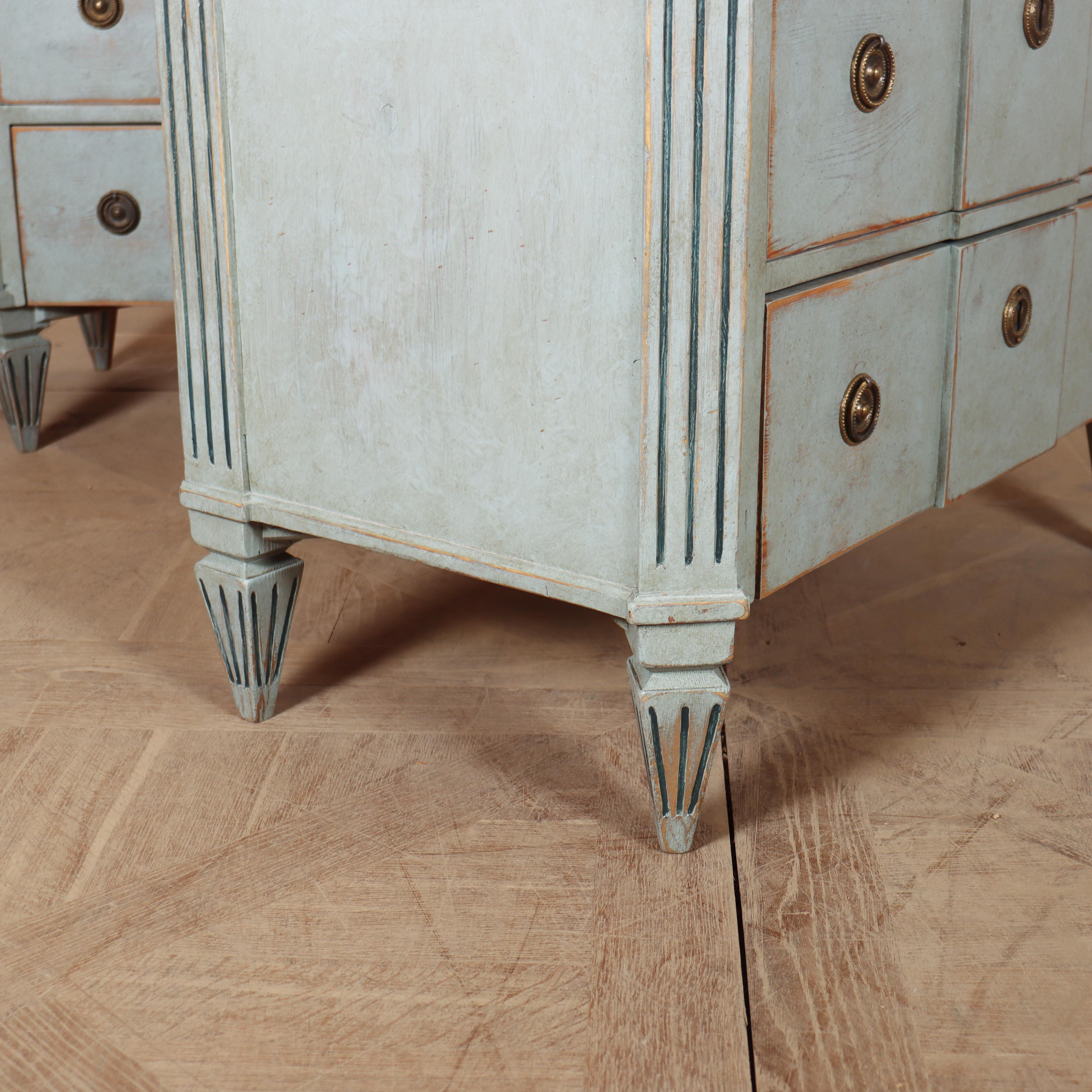 Pair of Painted Swedish Breakfront Commodes For Sale 3