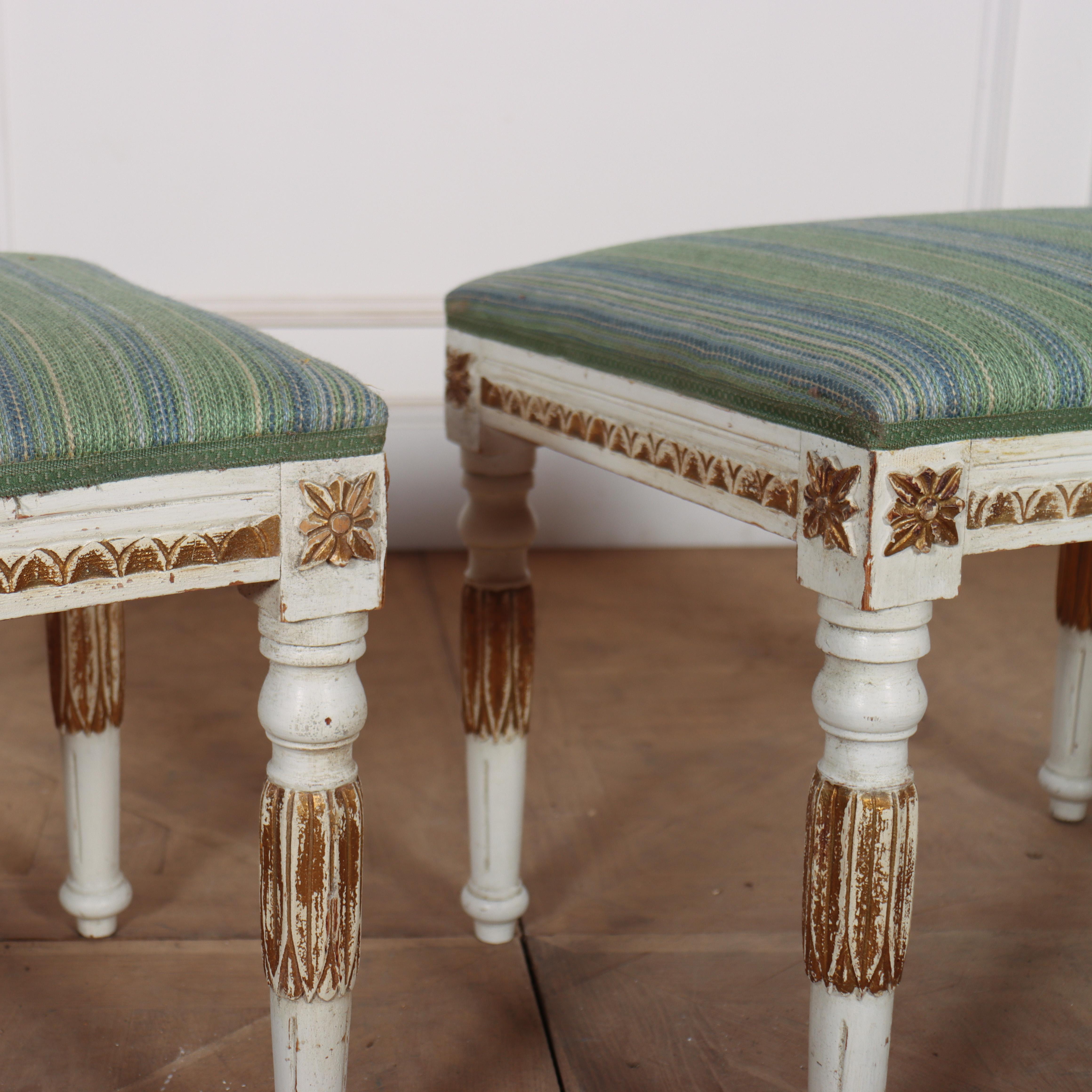 Pair of Painted Swedish Stools In Good Condition For Sale In Leamington Spa, Warwickshire