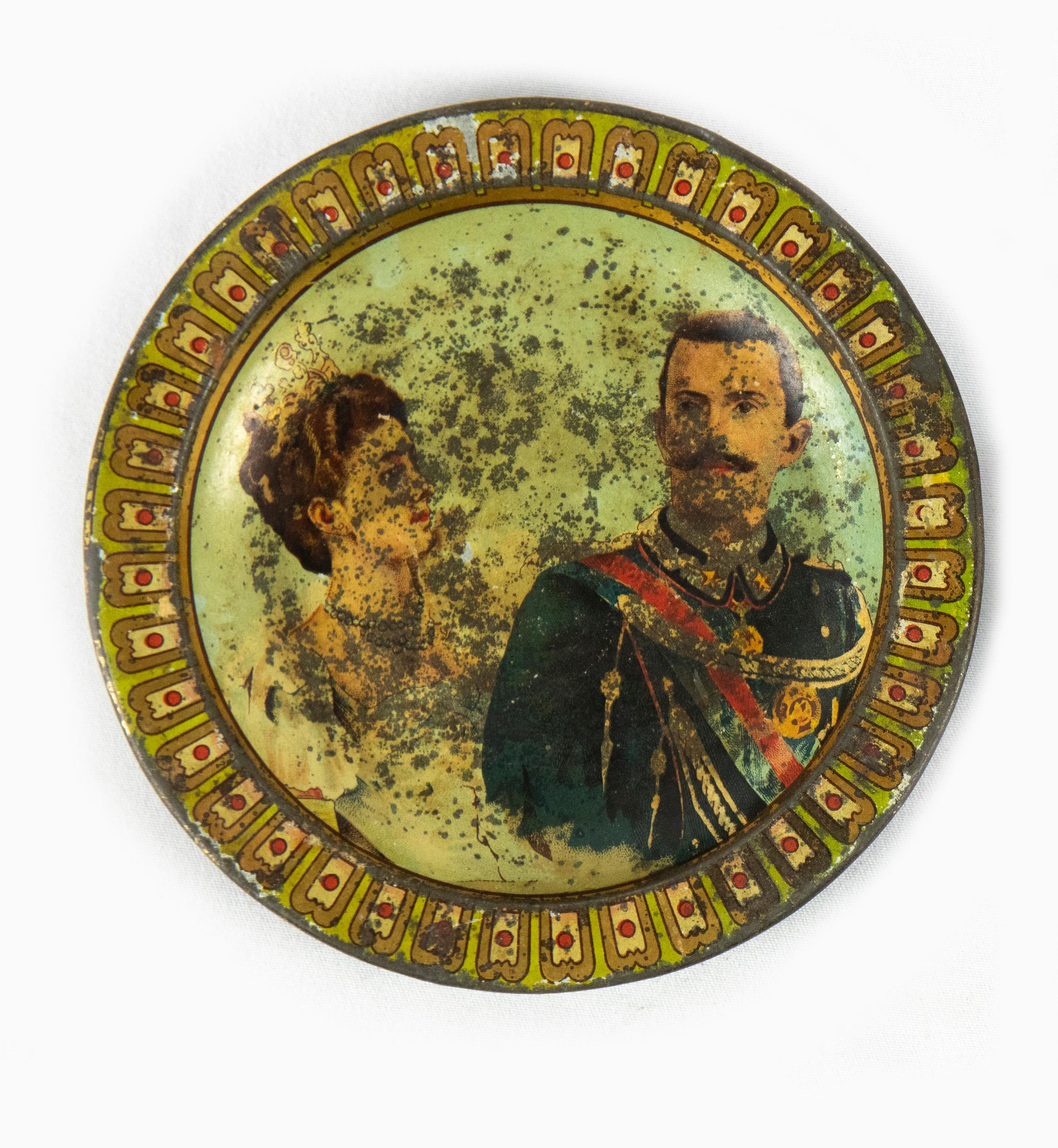 Pair of Painted Tin Coasters, Italy, Early 20th Century In Fair Condition For Sale In Roma, IT