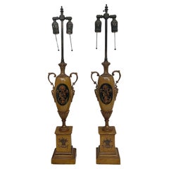 Coppia di lampade a forma di talpa dipinte
