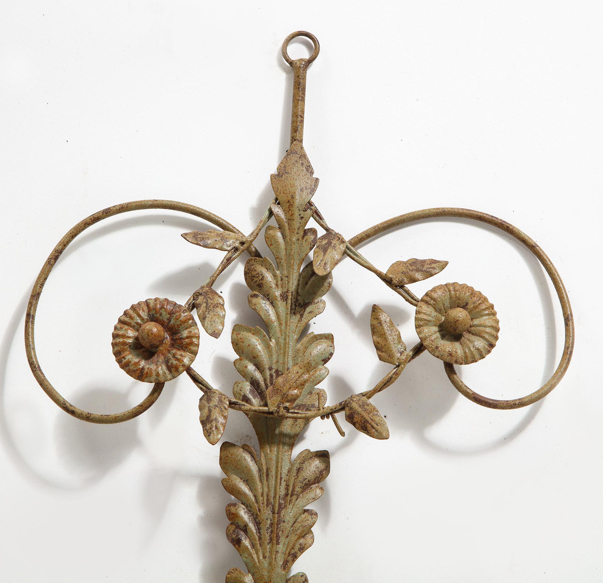 Pair of Painted Tole Sconces In Good Condition For Sale In Lyndhurst, NJ