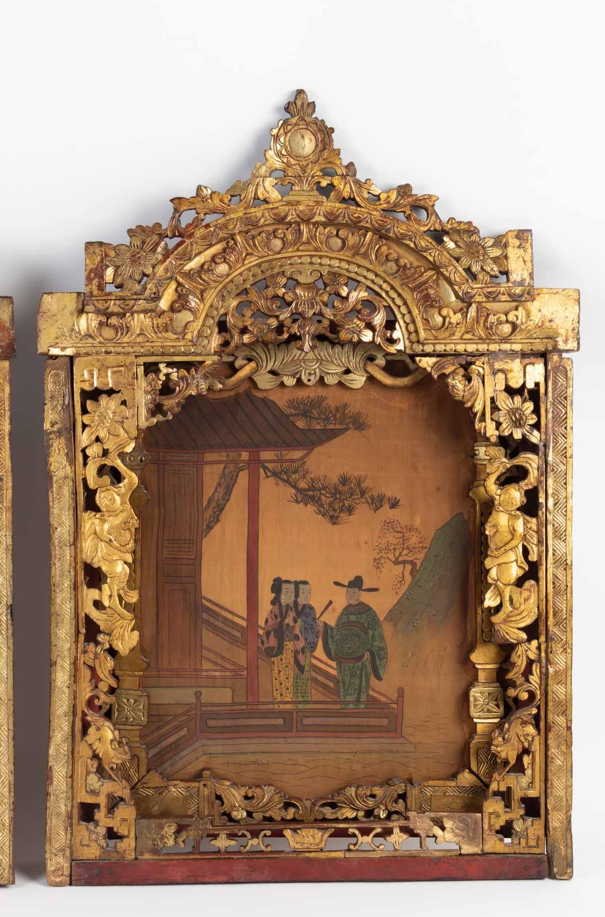 Pair of paintings, China 19th century in carved and gilded wood frames

Measures: H 70cm, W 47cm, D 7cm.