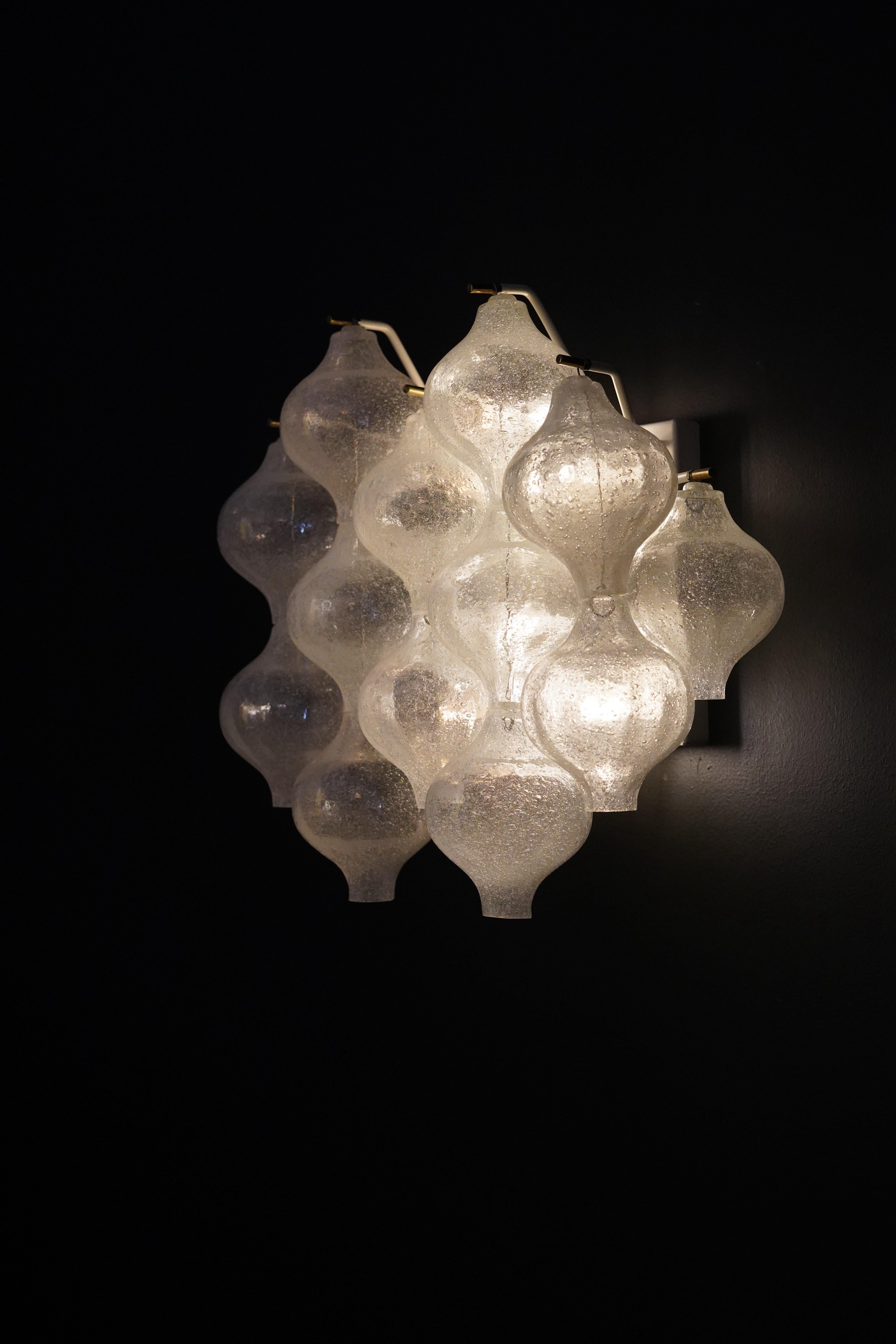 Mid-Century Modern Paire d'appliques en verre bullé Kalmar, Vienne Autriche, 1970 en vente