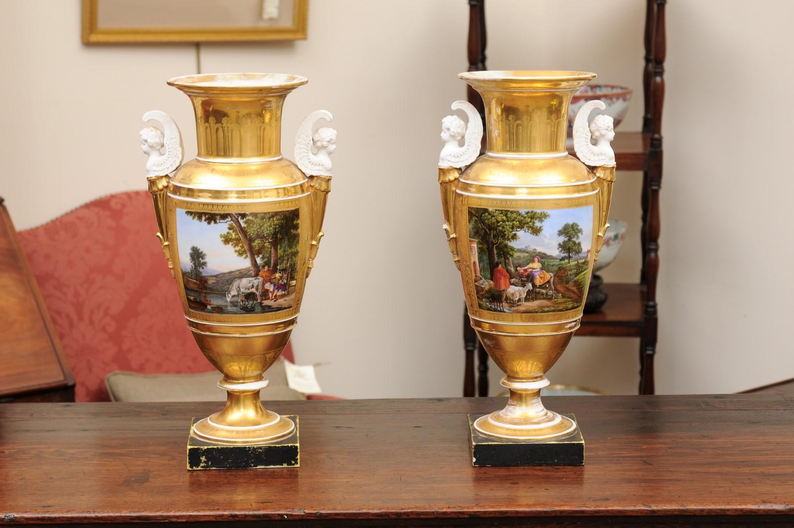 Pair of Pair Porcelain Vases, 19th Century For Sale 2