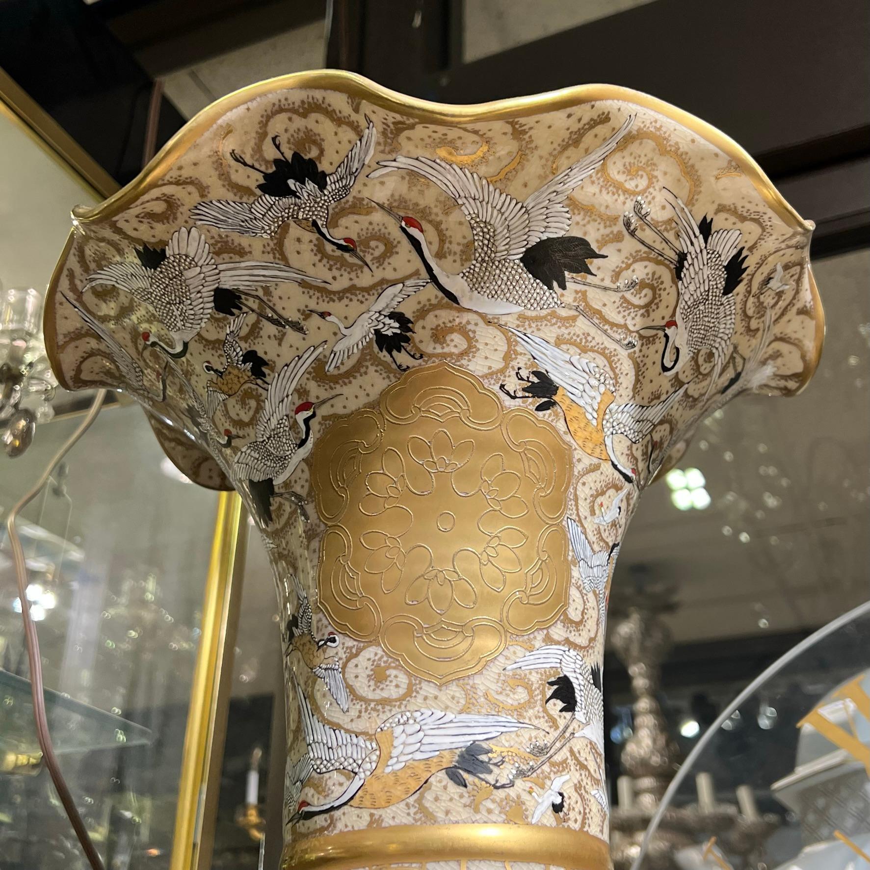 Paire de palais  taille Japonais  Vases satsuma de la période Meiji en vente 4