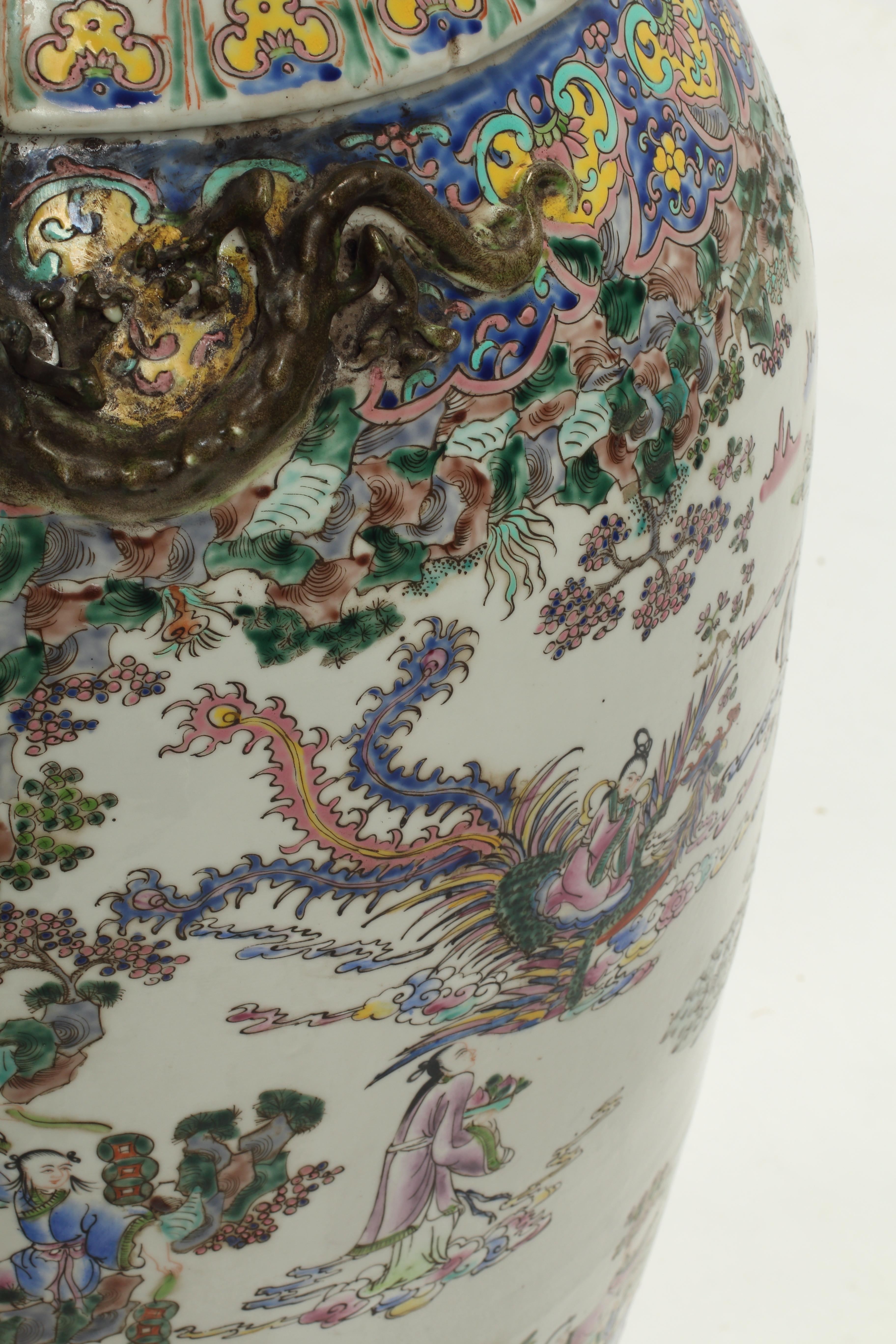 Pair of Palatial Hand Painted Chinese Porcelain Vases For Sale 3