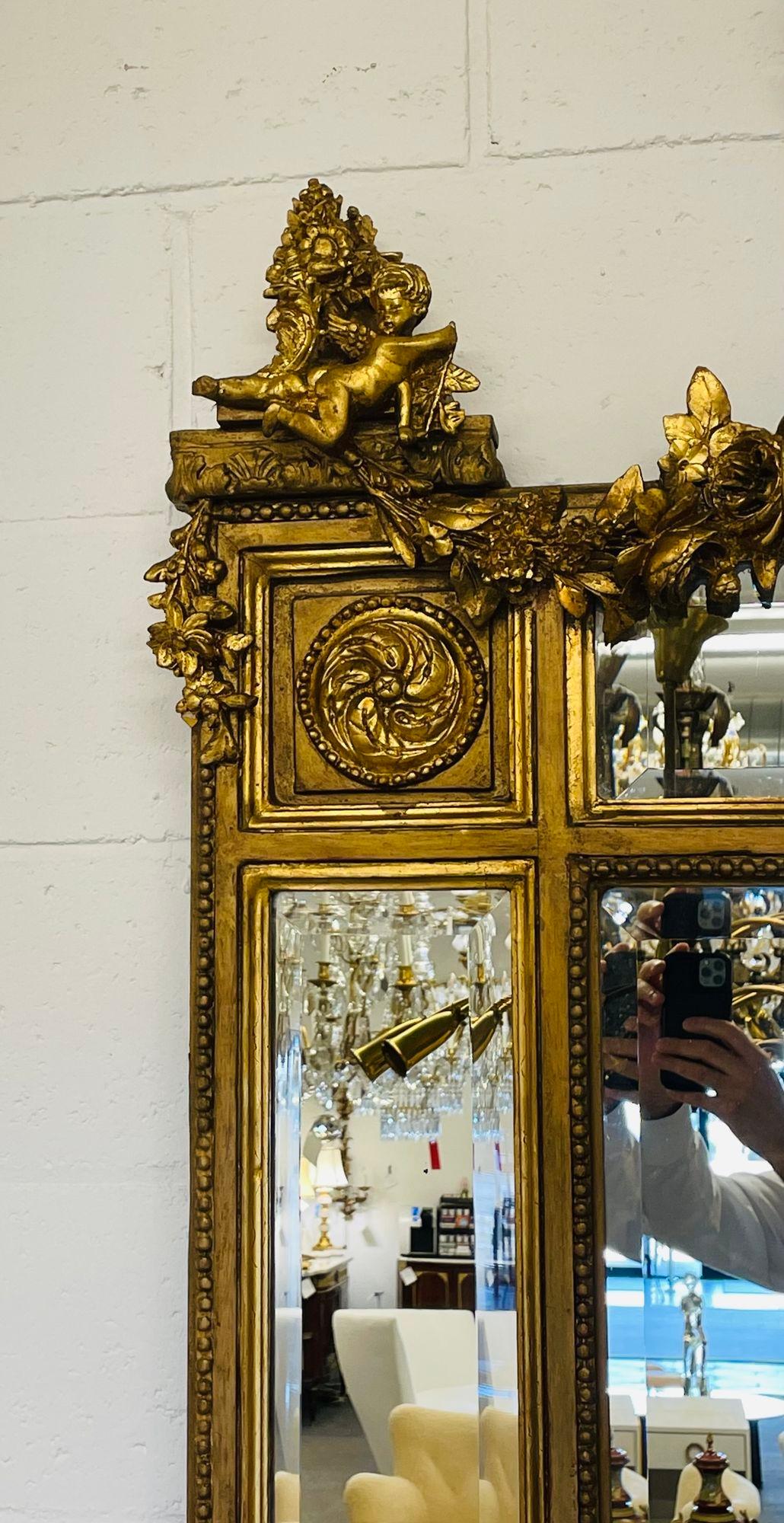 Paire de Miroirs Palatial en Bois Doré Louis XVI Sculptés à la Main, Porte / Console / Porte Mural en vente 7